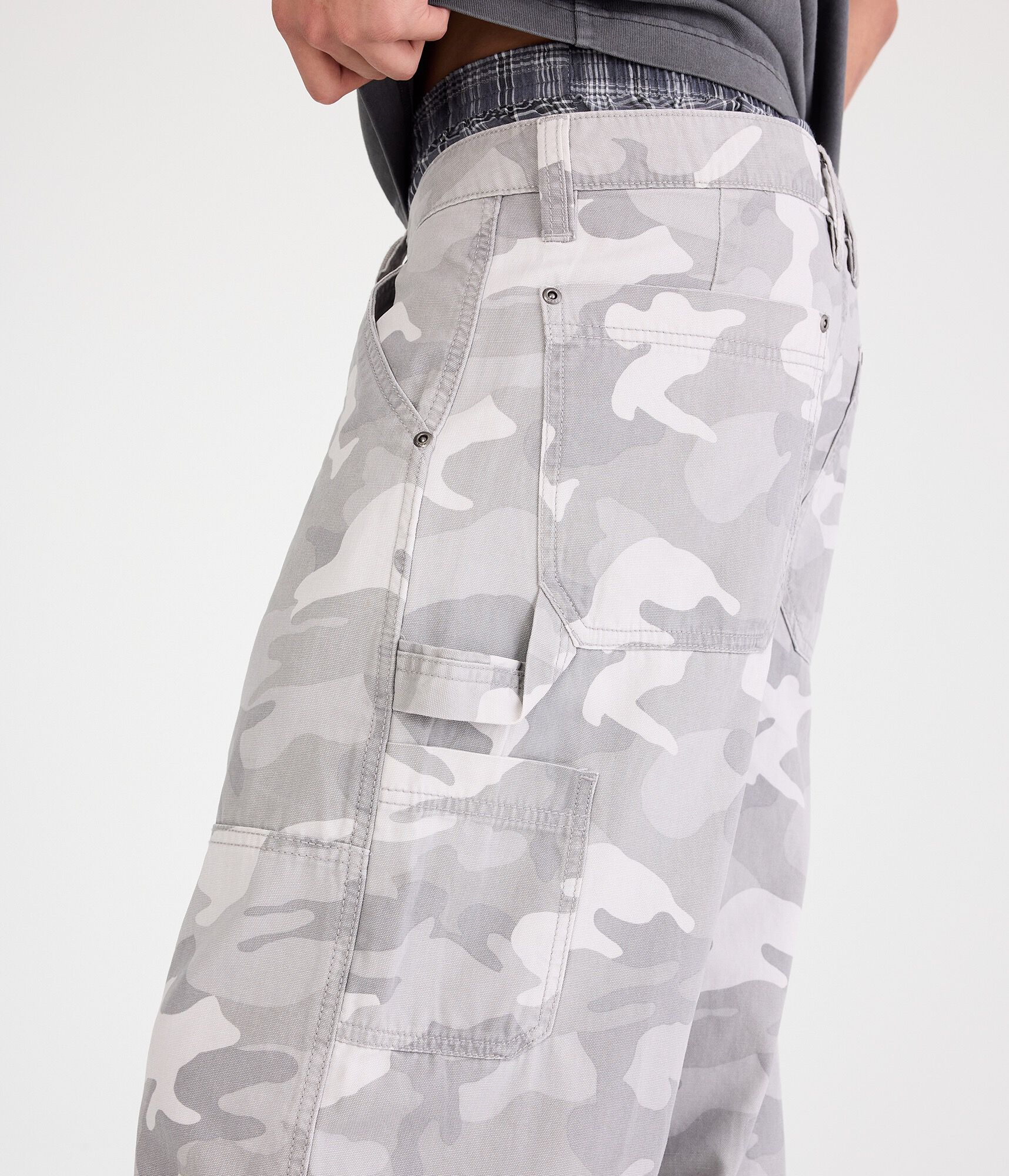 Camo Baggy Carpenter Pants