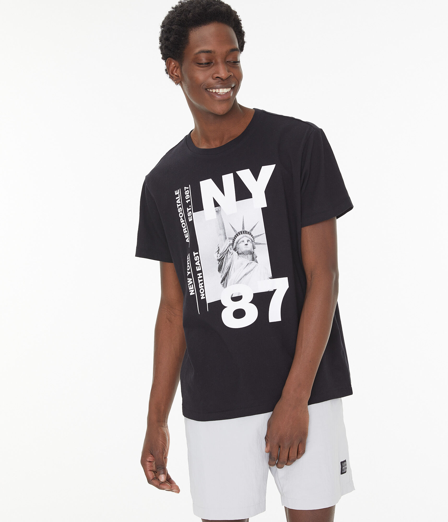 Statue of Liberty Graphic Tee