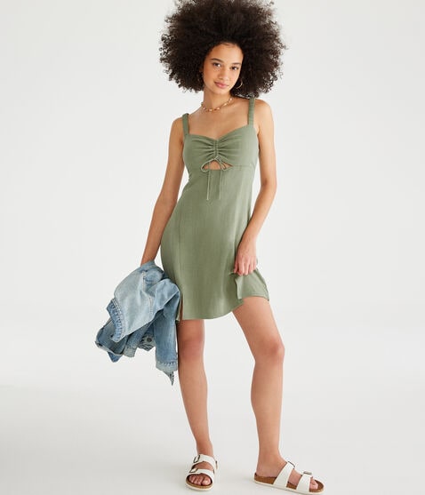 Solid Sweetheart Cinched Sheath Dress