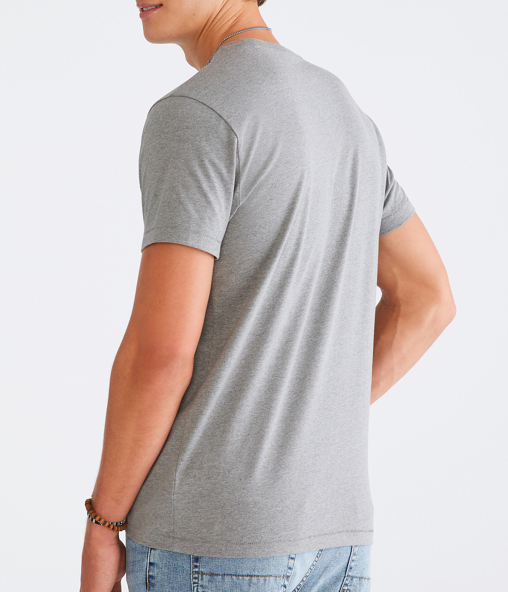 Aero Mountain Circle Appliqu&eacute; Graphic Tee