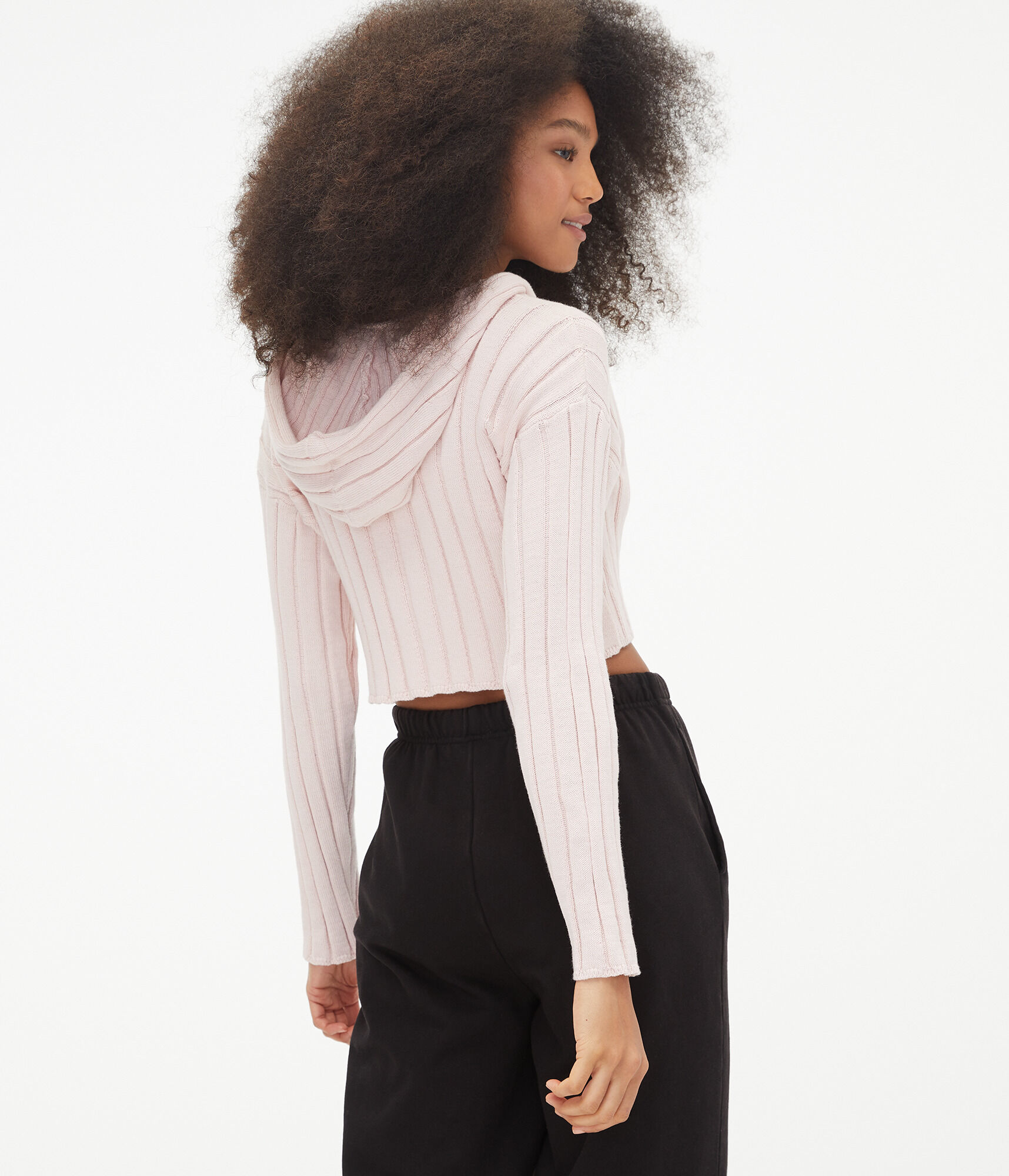 Ribbed Full-Zip Cropped Hooded Sweater***