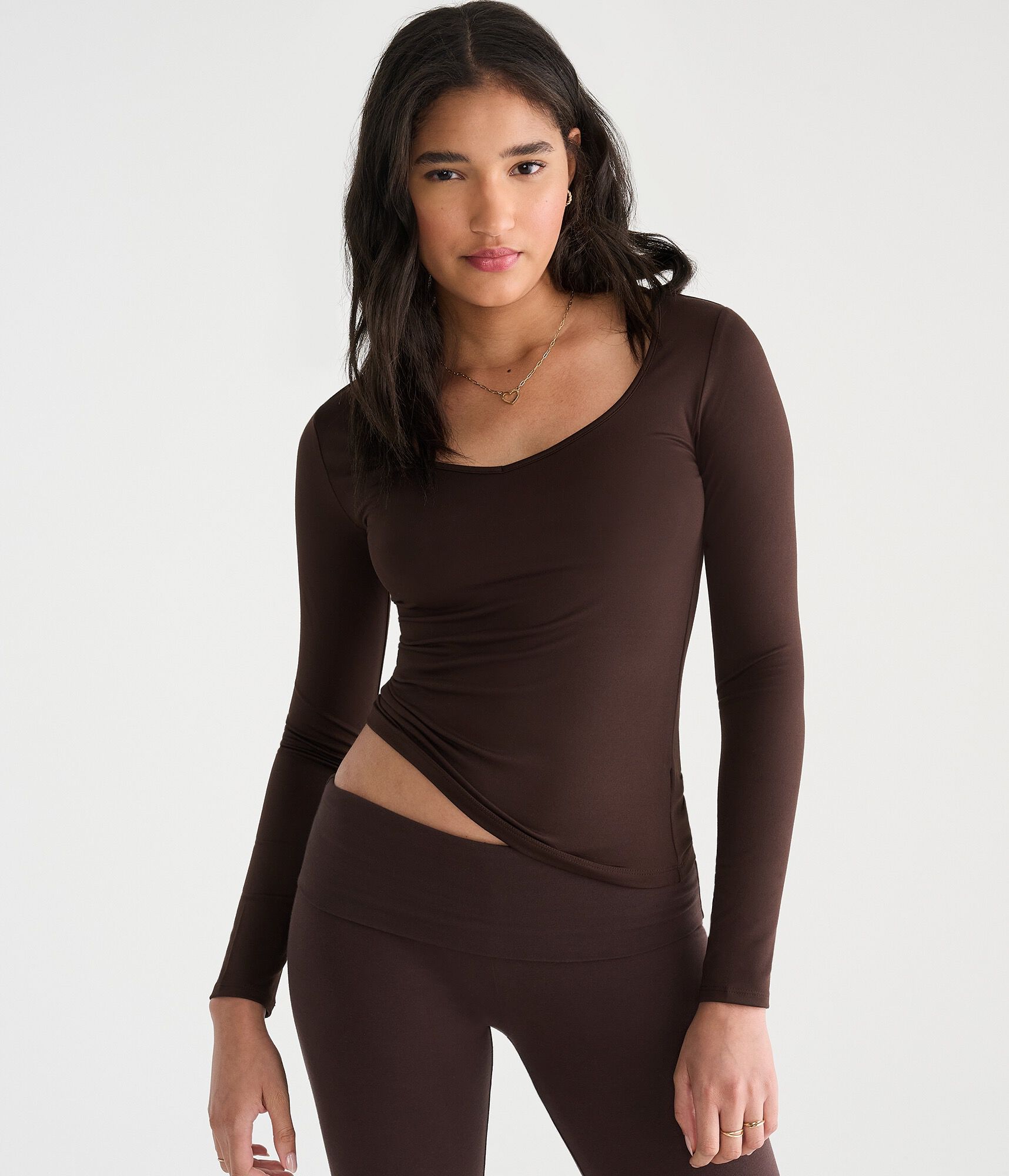 Long Sleeve Buttery Soft Seamless Sweetheart Tee