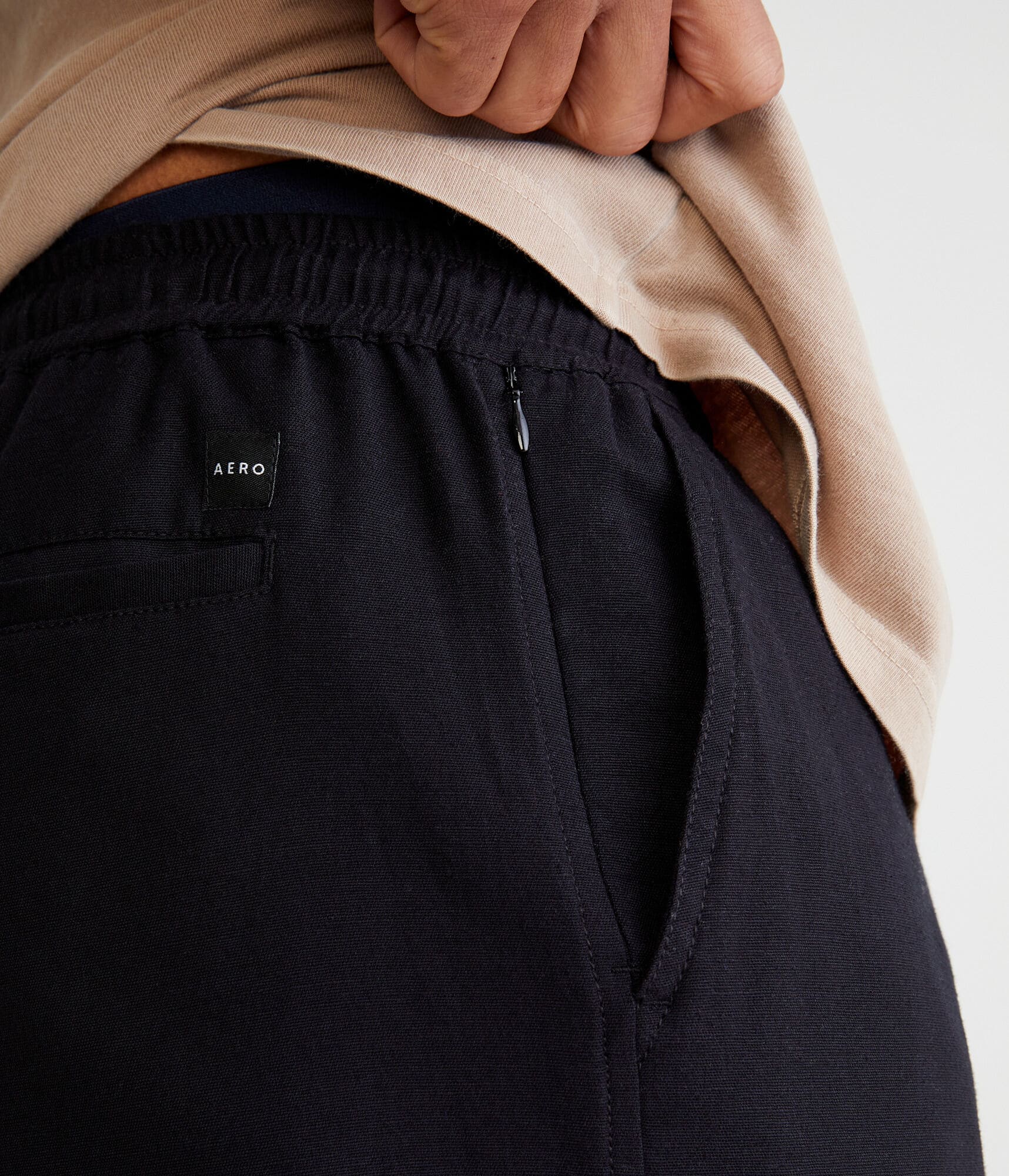 Embroidered Floral Linen Shorts 7"