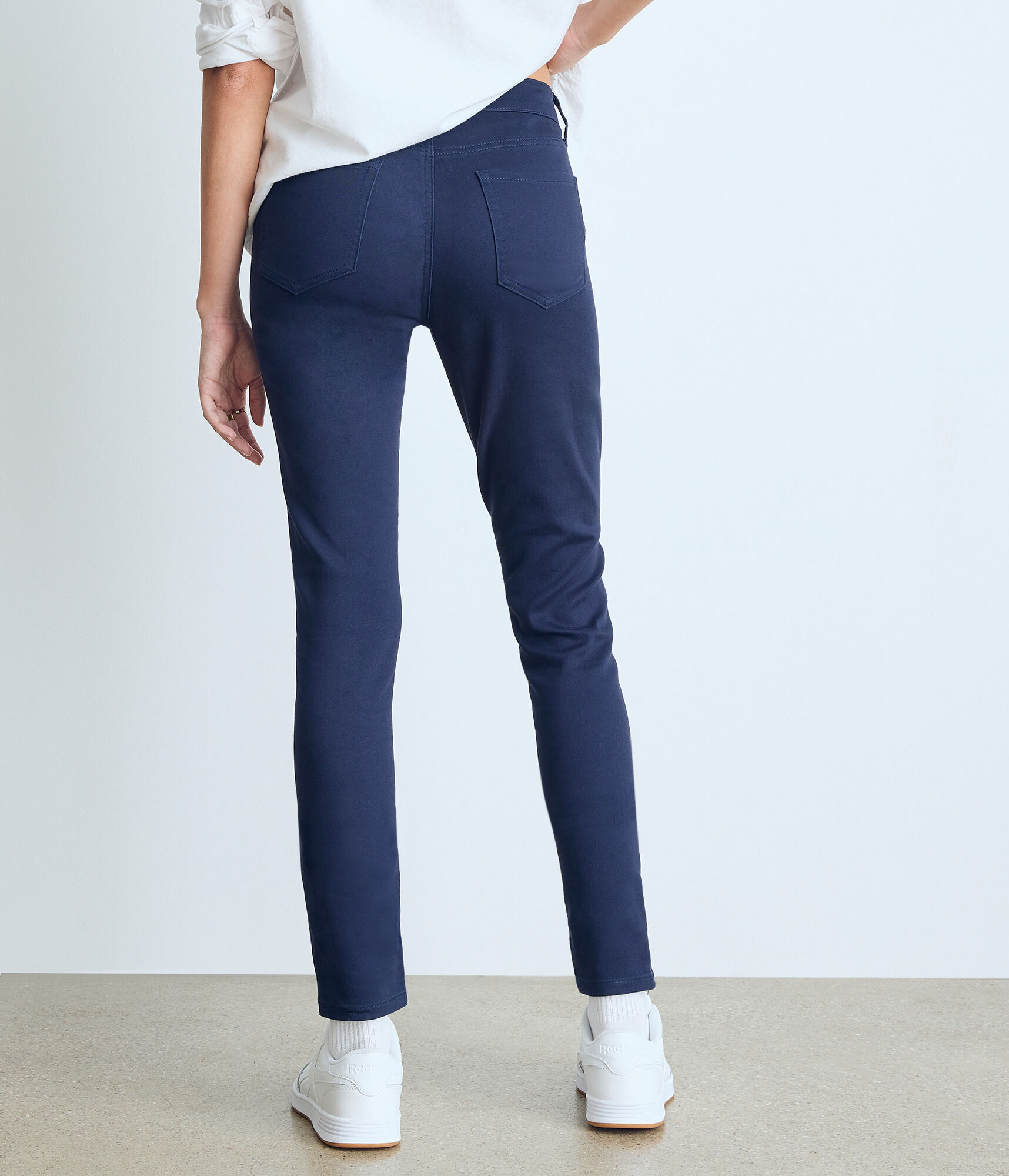 High-Waisted Uniform Jegging | Aeropostale