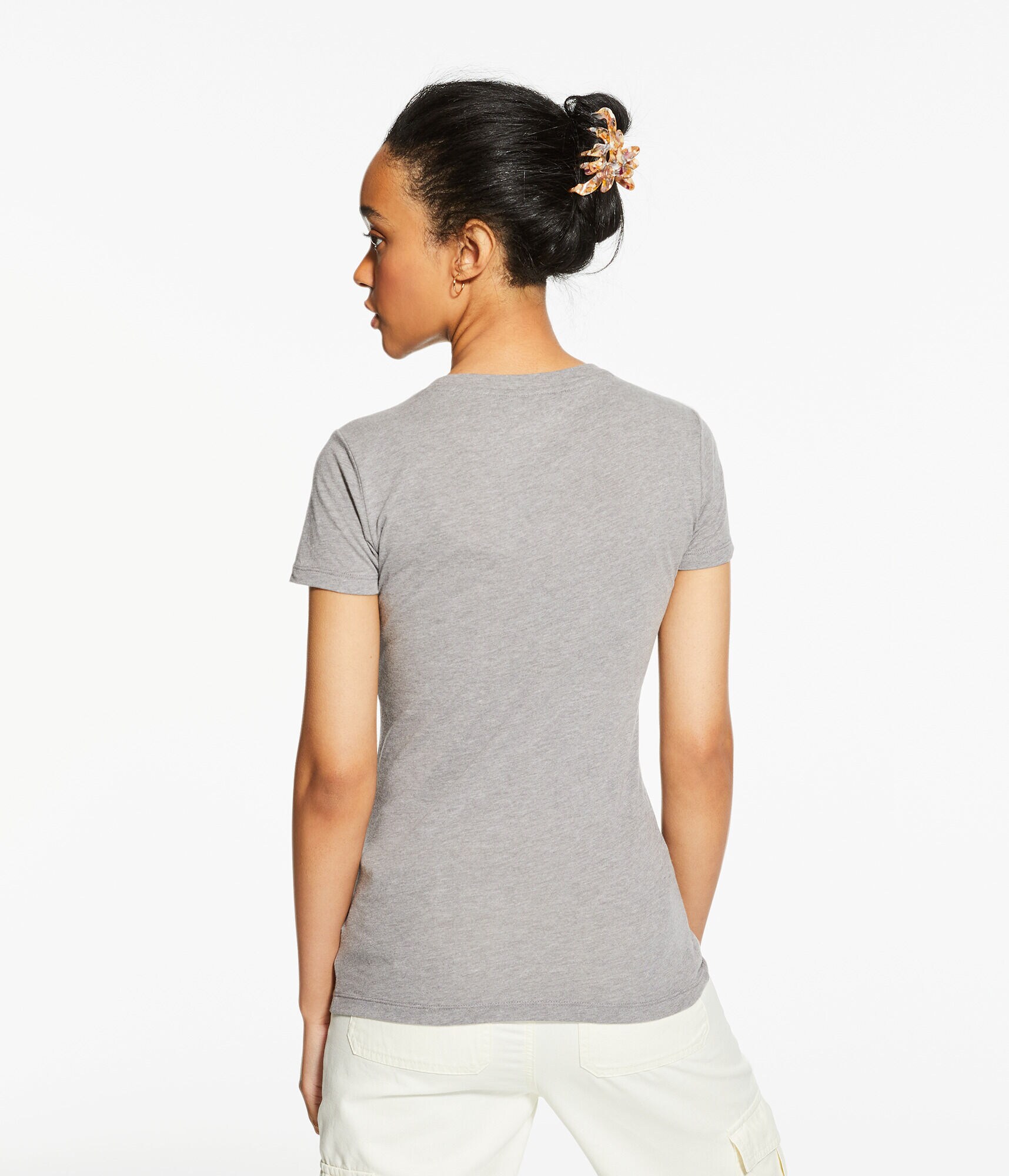 Aeropostale Daisy Appliqu&eacute; Graphic Tee