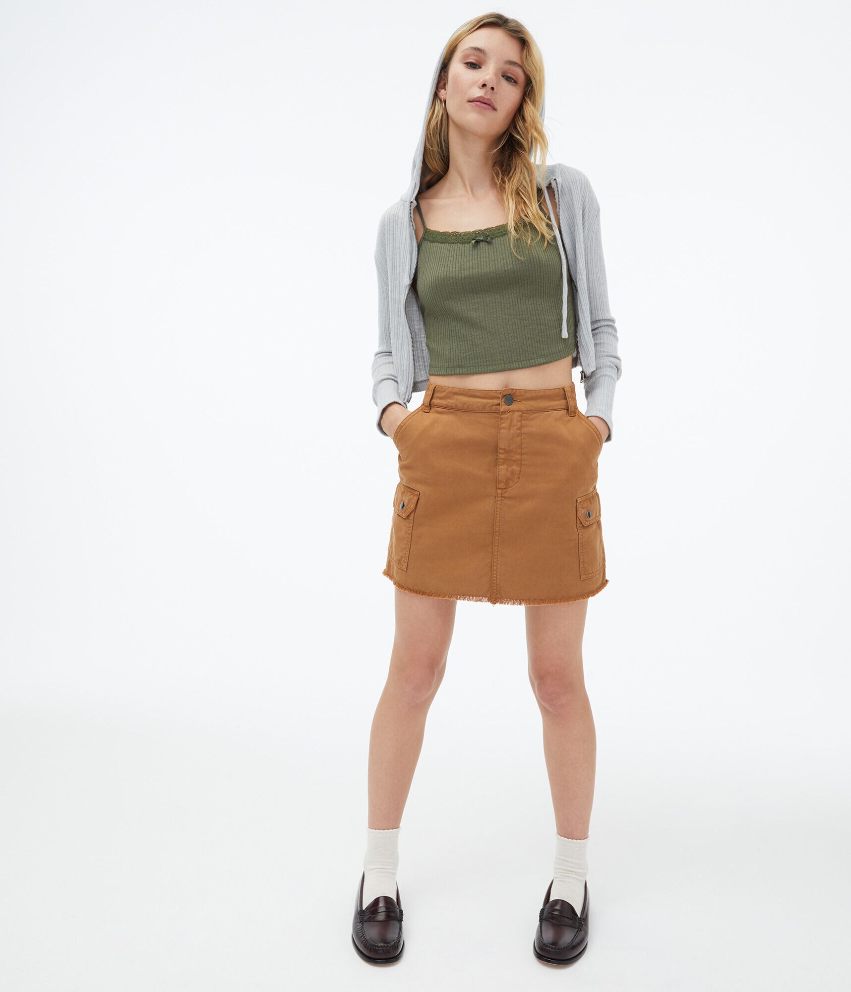 Y2K Lace-Trim Cropped Cami