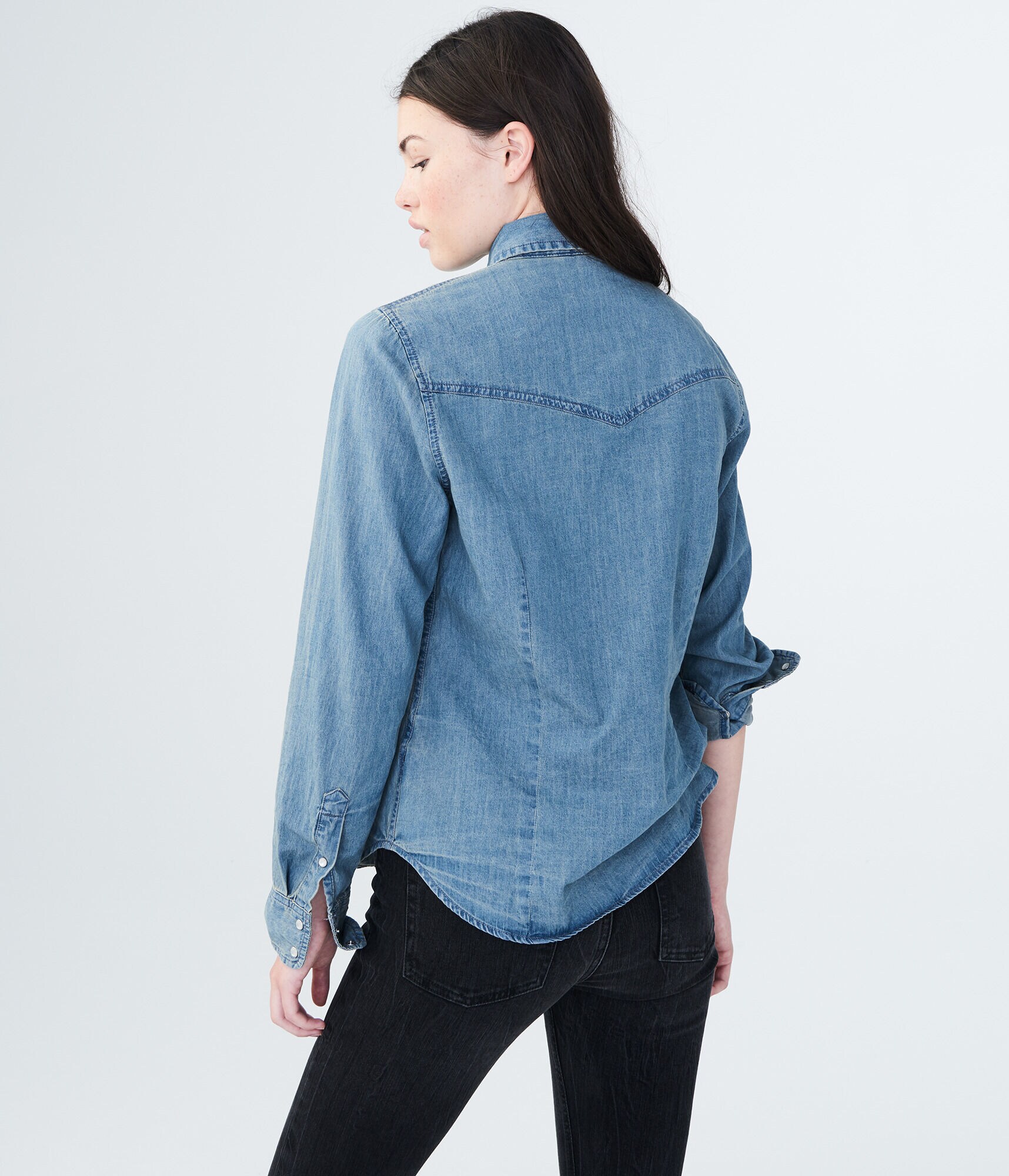 Long Sleeve Chambray Western Woven Shirt