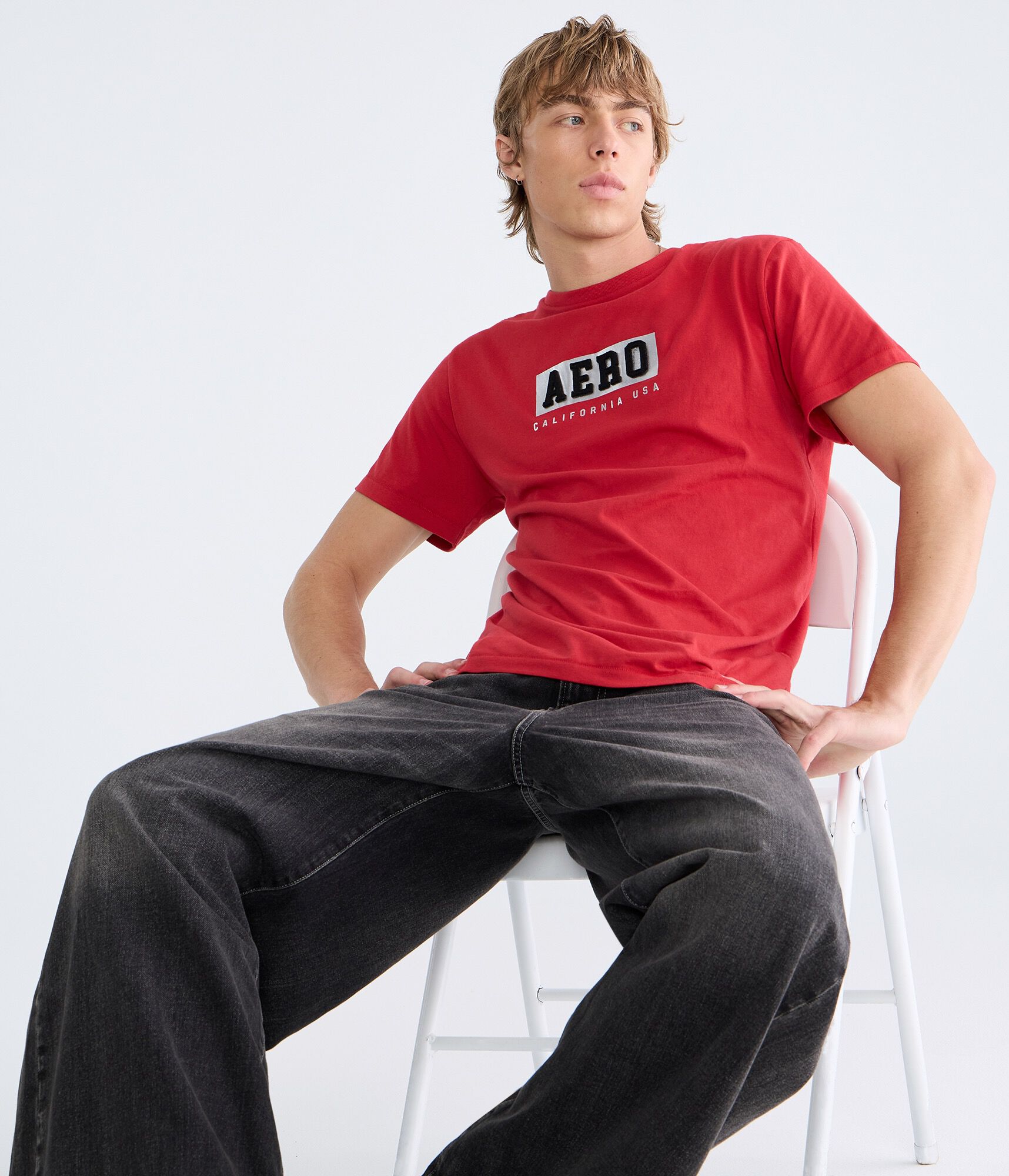 Aero Box Logo Appliqu&eacute; Graphic Tee