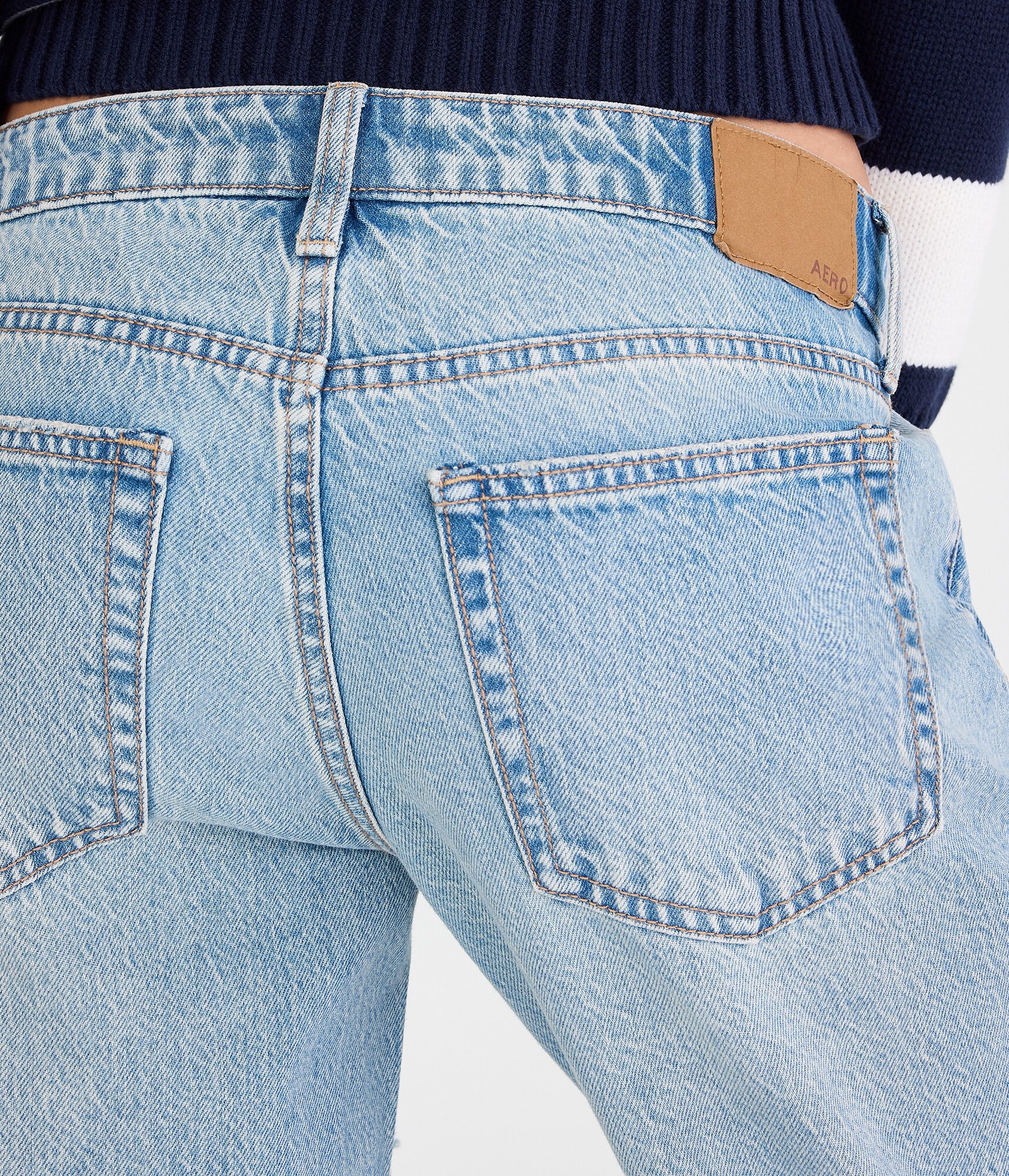 Low-Rise Baggy Flare Jean