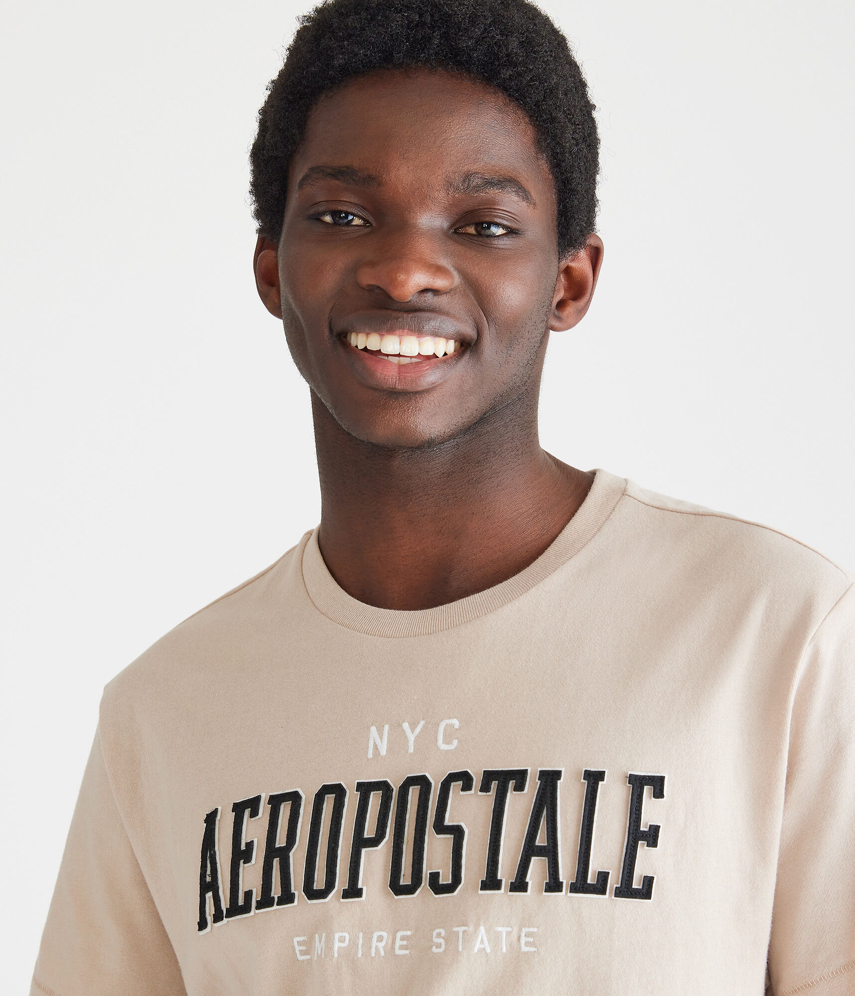 Aeropostale Empire State Appliqu&eacute; Graphic Tee