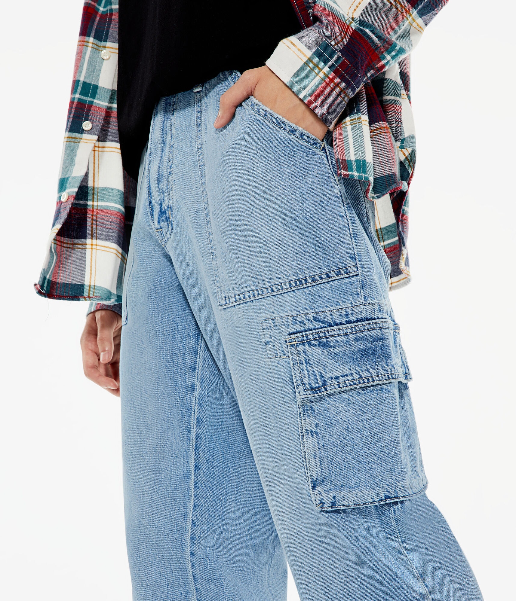 Relaxed Cargo Jean