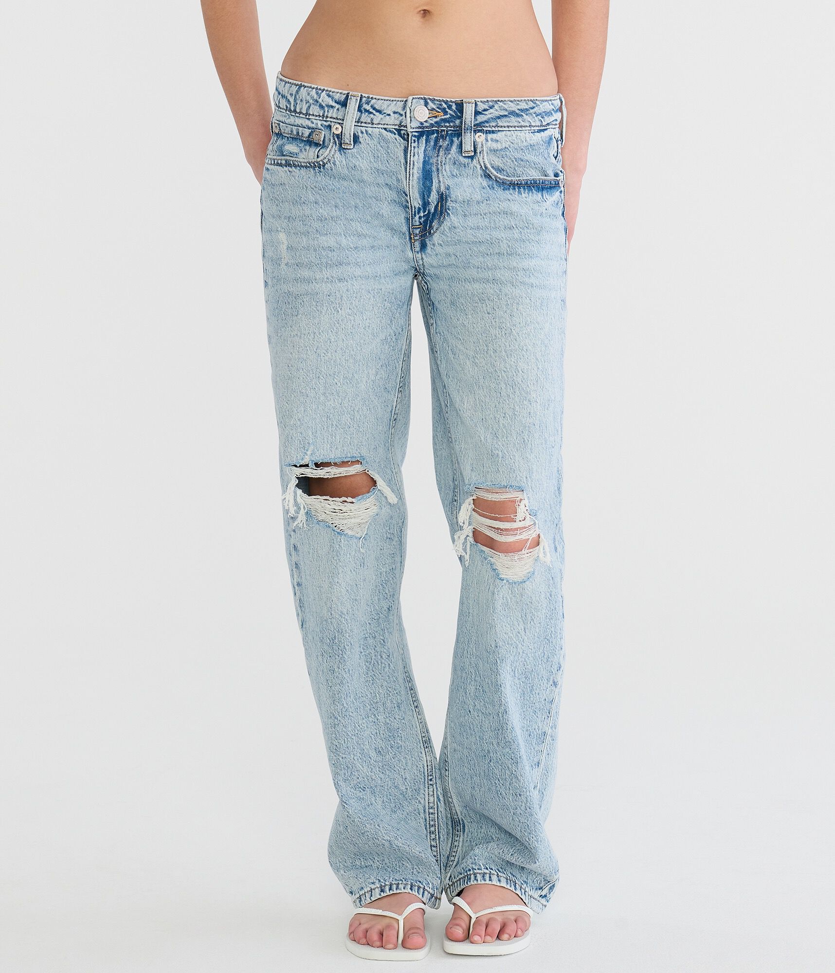 KND Low-Rise Baggy Jean