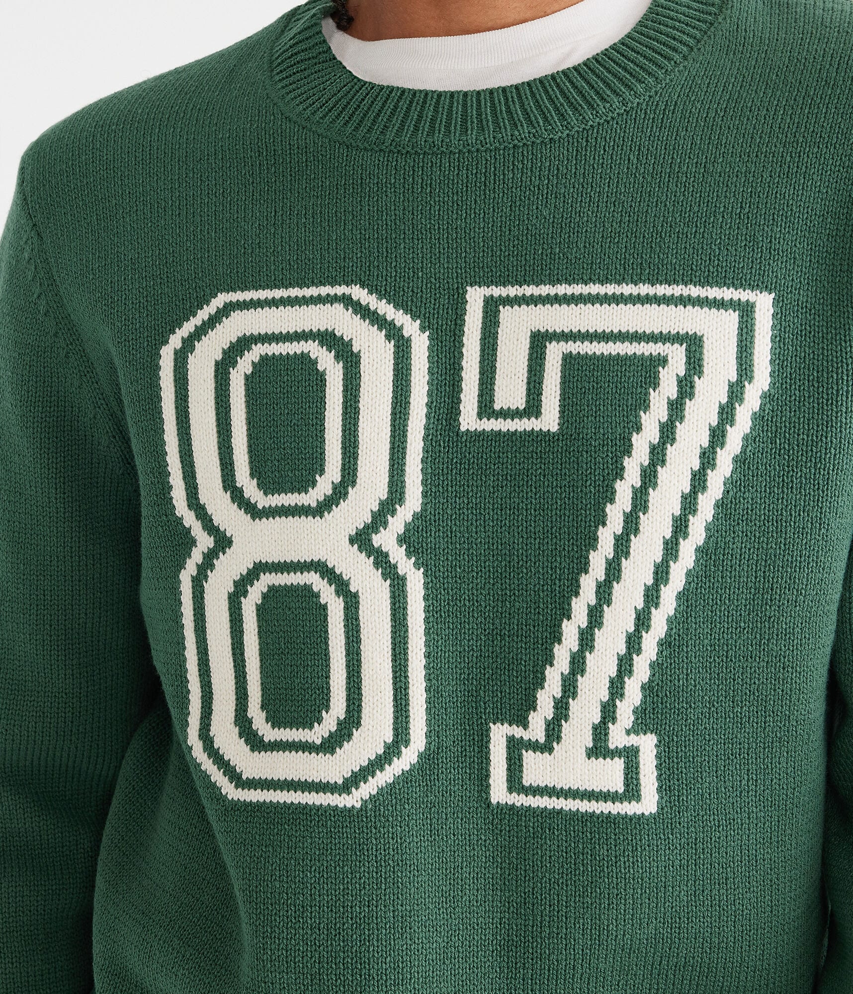 87 Graphic Crew Sweater