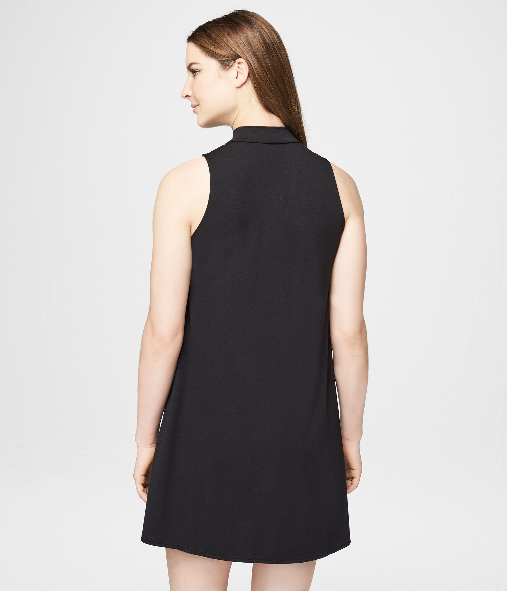 Solid Choker Shift Dress