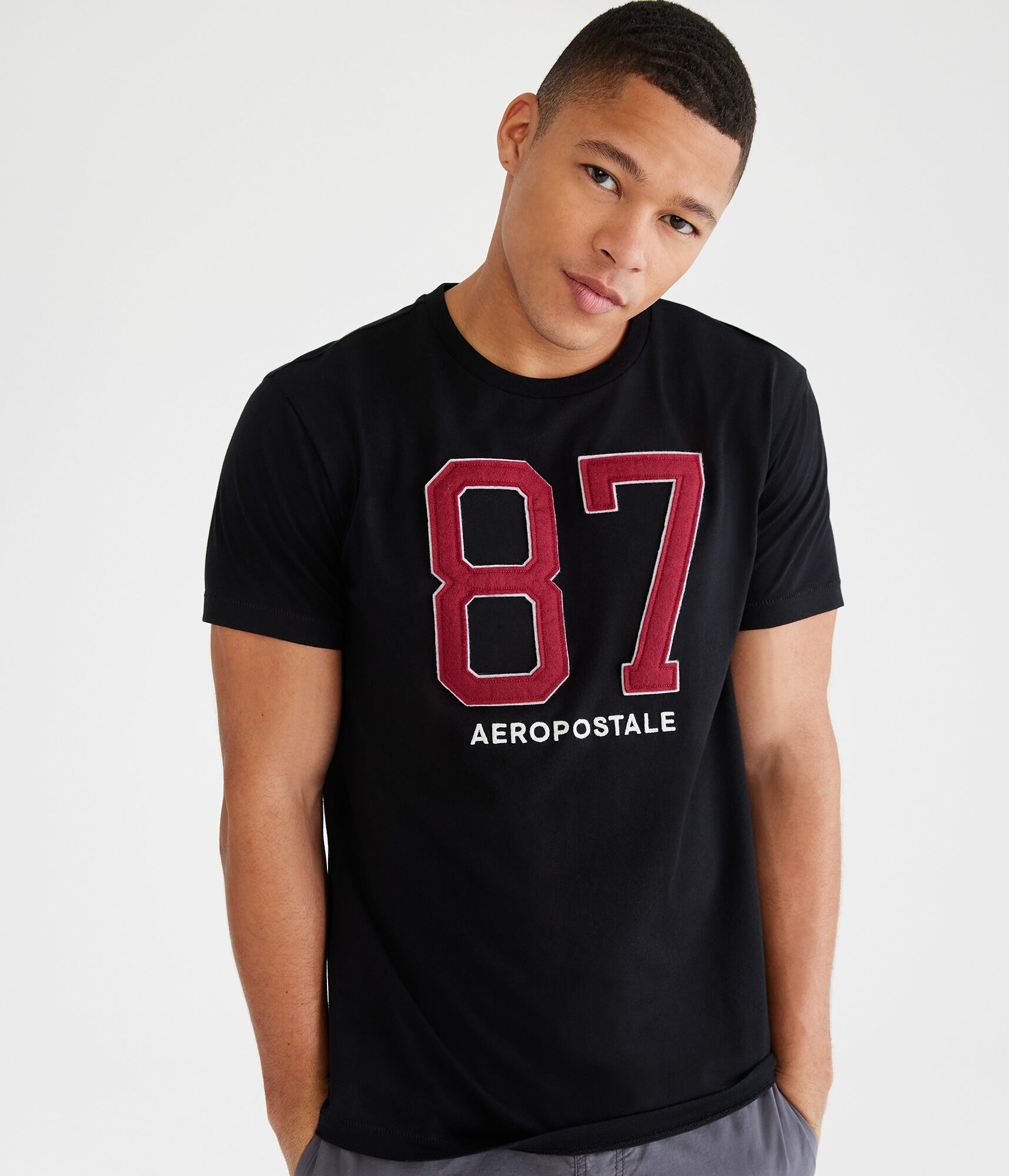 Aeropostale Large 87 Appliqu&eacute; Graphic Tee