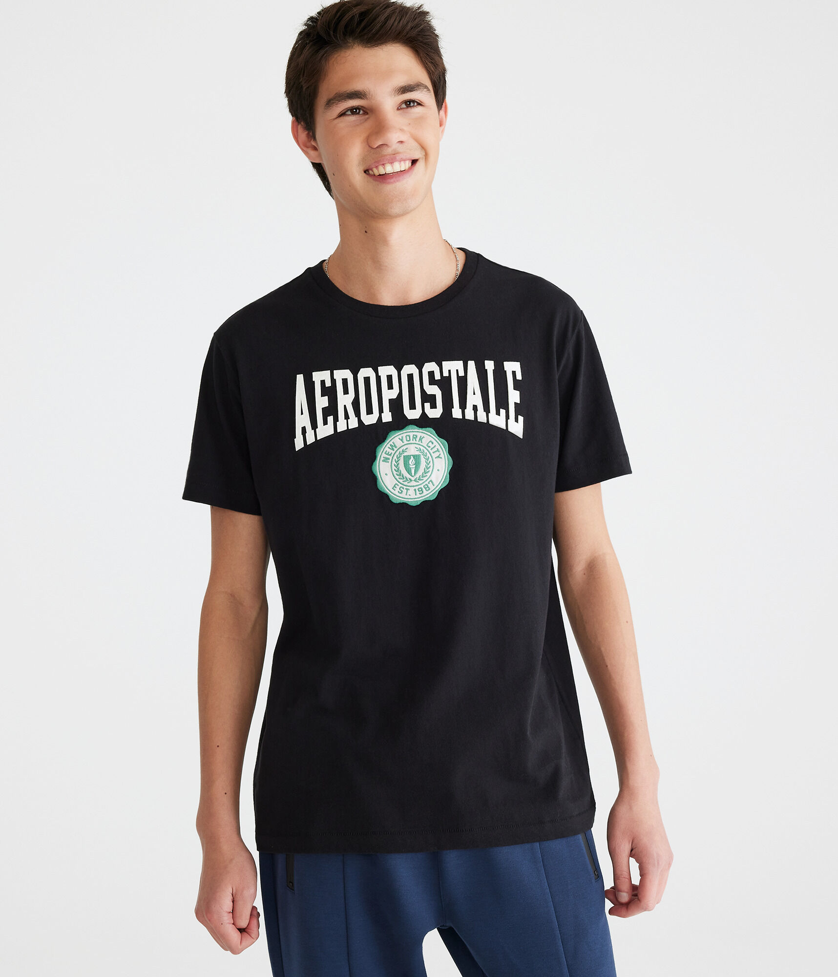 Aeropostale Crest Appliqu&eacute; Graphic Tee