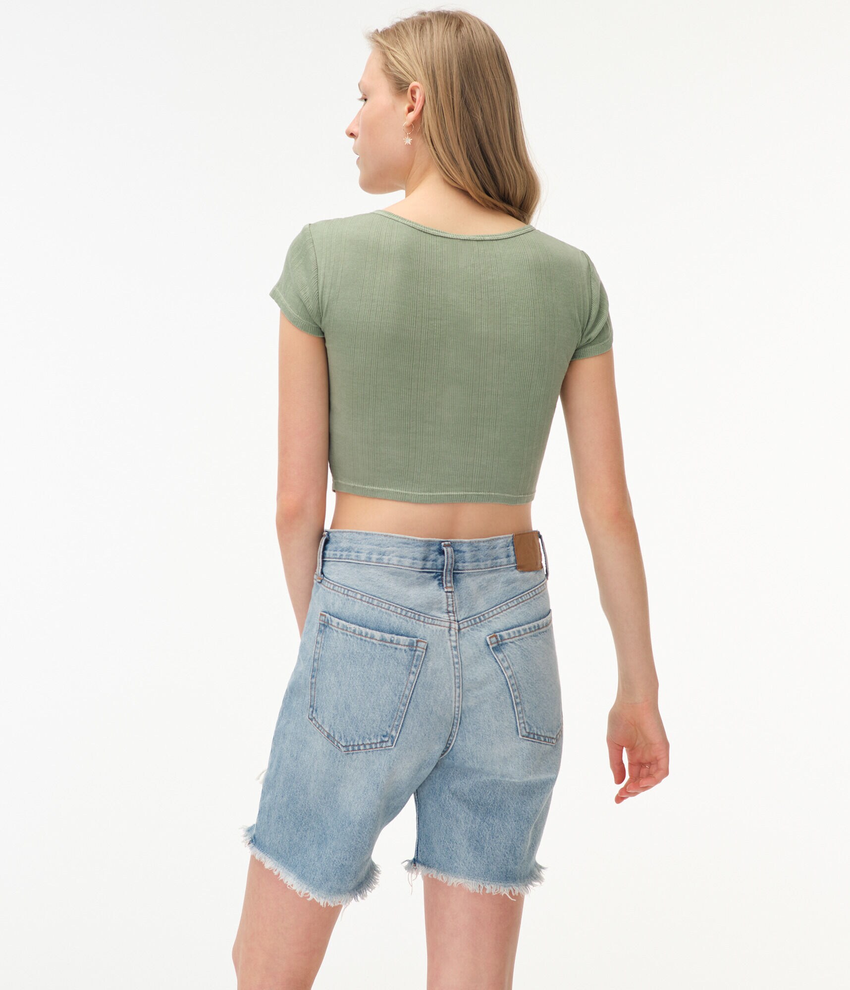 Washed Cropped Snap Henley Tee