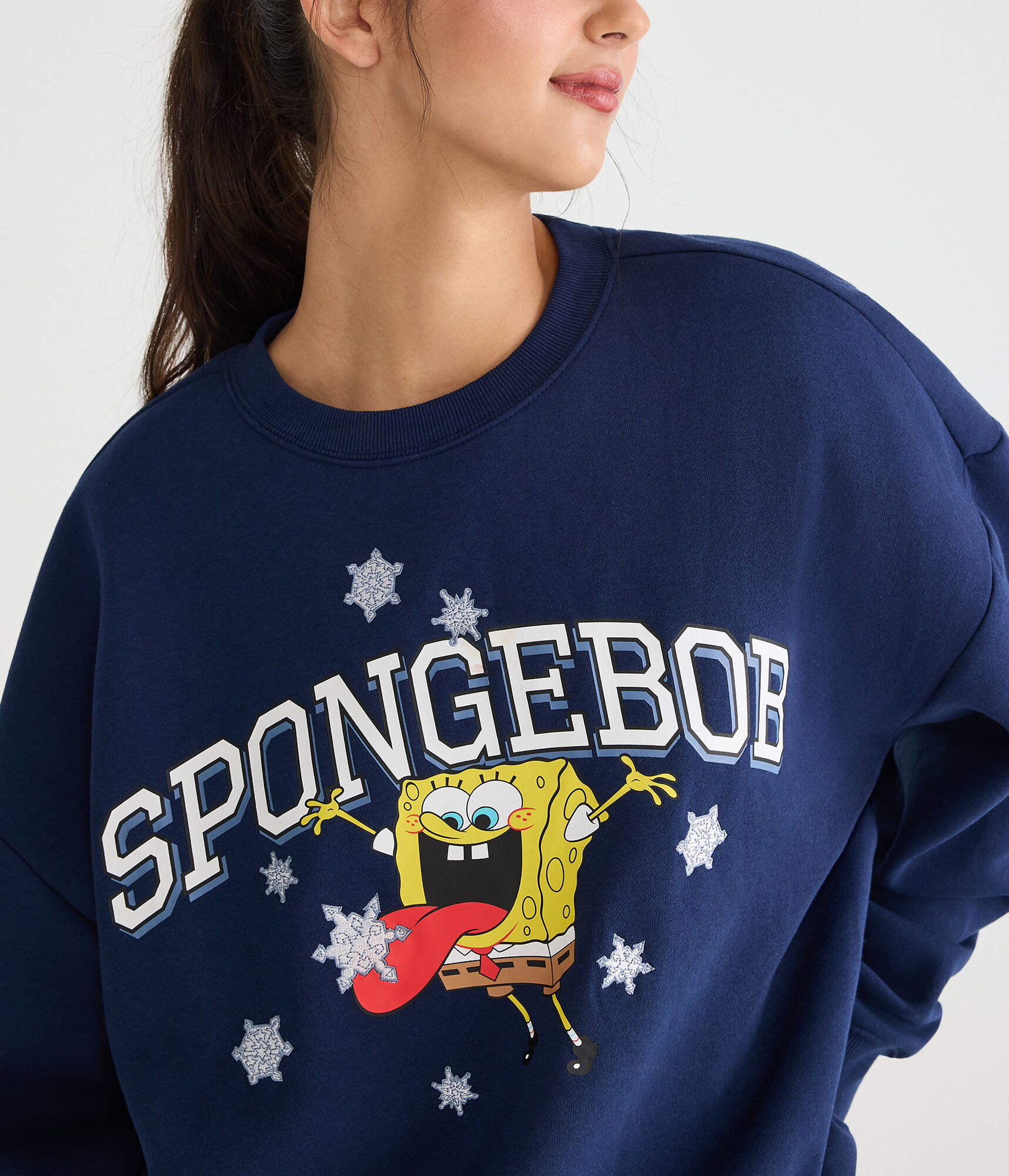 SpongeBob x Aero Snowflakes Crew Sweatshirt