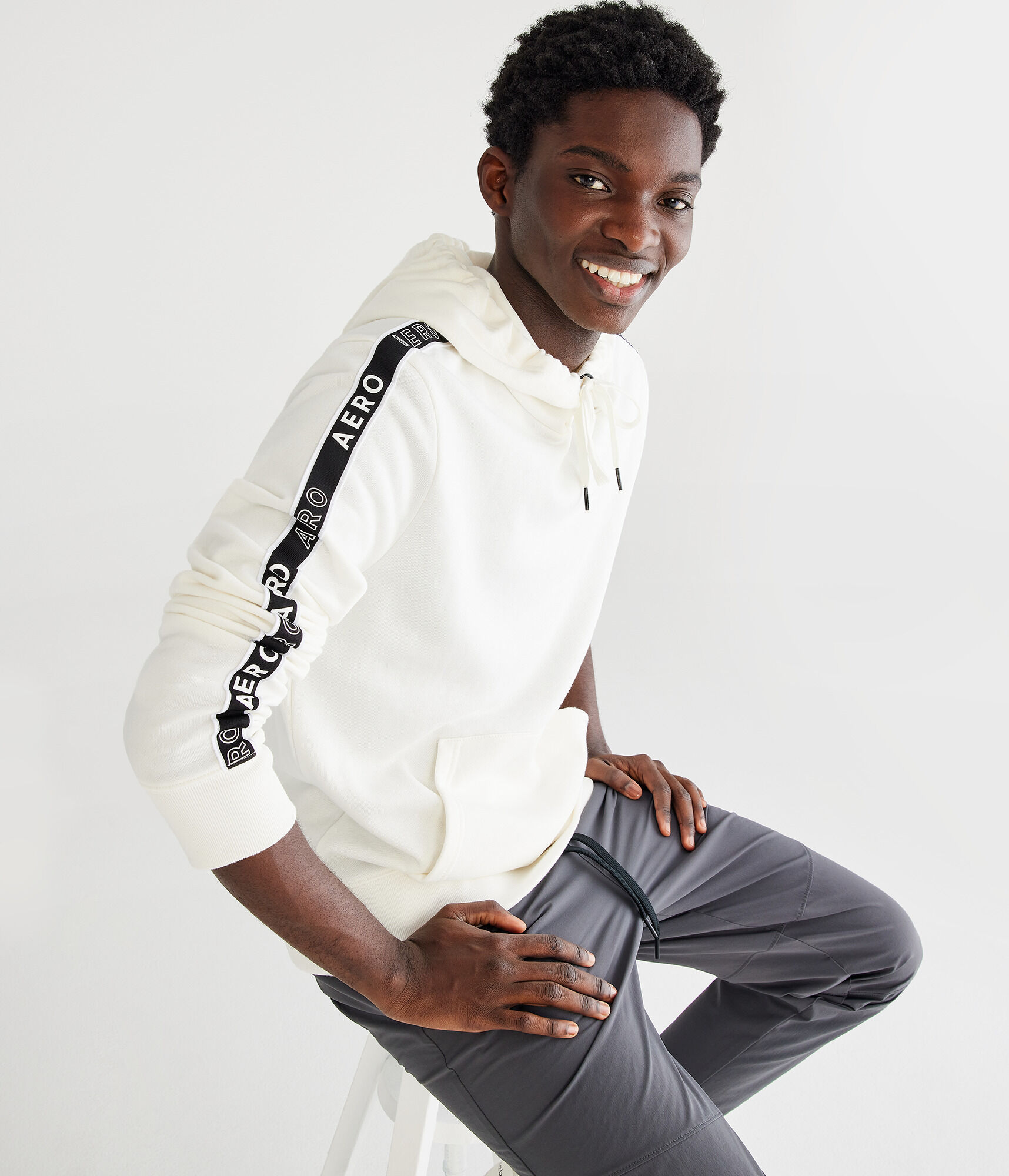 Heritage Logo Tape Pullover Hoodie