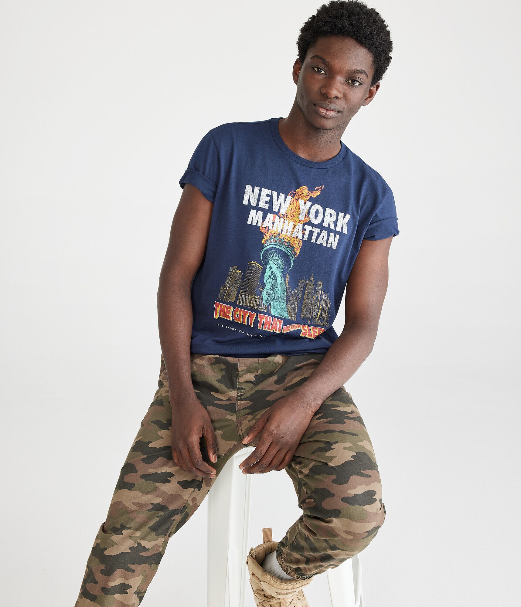 Manhattan New York Torch Graphic Tee