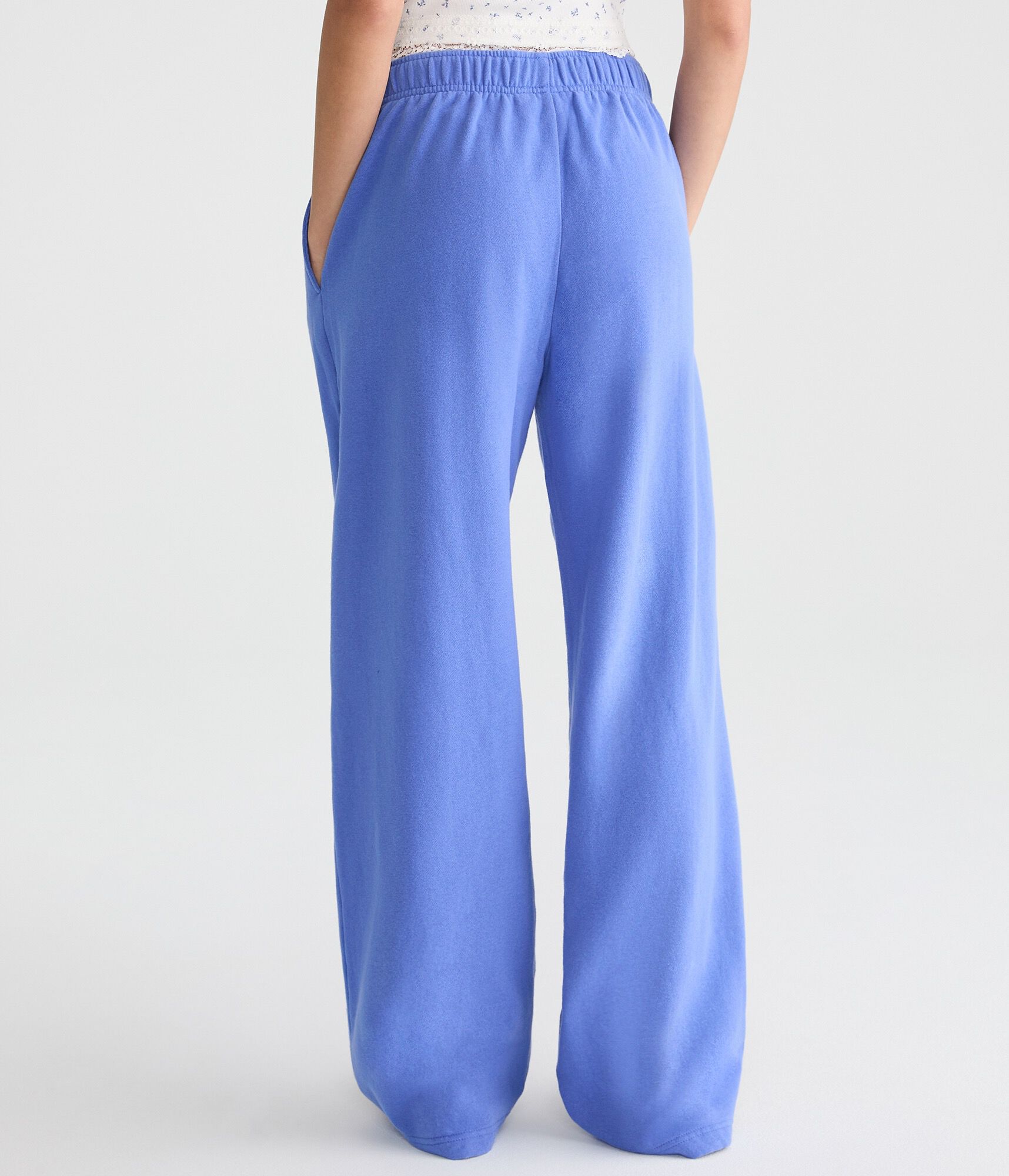 Cloud Soft Mid-Rise Straight Leg Sweatpants