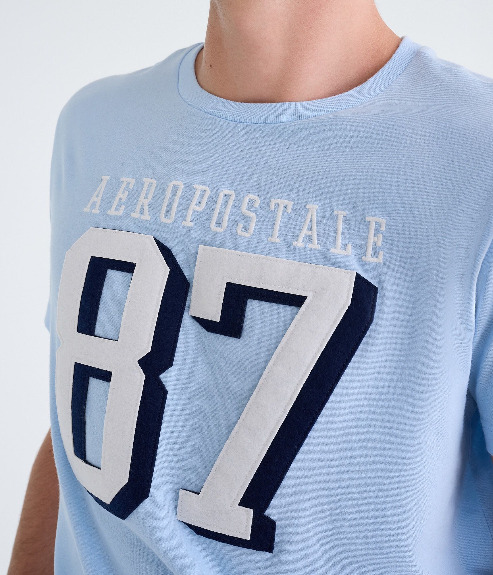 Aeropostale Large 87 Appliqu&eacute; Graphic Tee