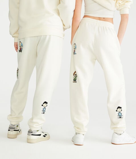 Peanuts® | Aéropostale Snoopy & Friends Jogger Sweatpants Peanuts® | Aéropostale Snoopy & Friends Jogger Sweatpants