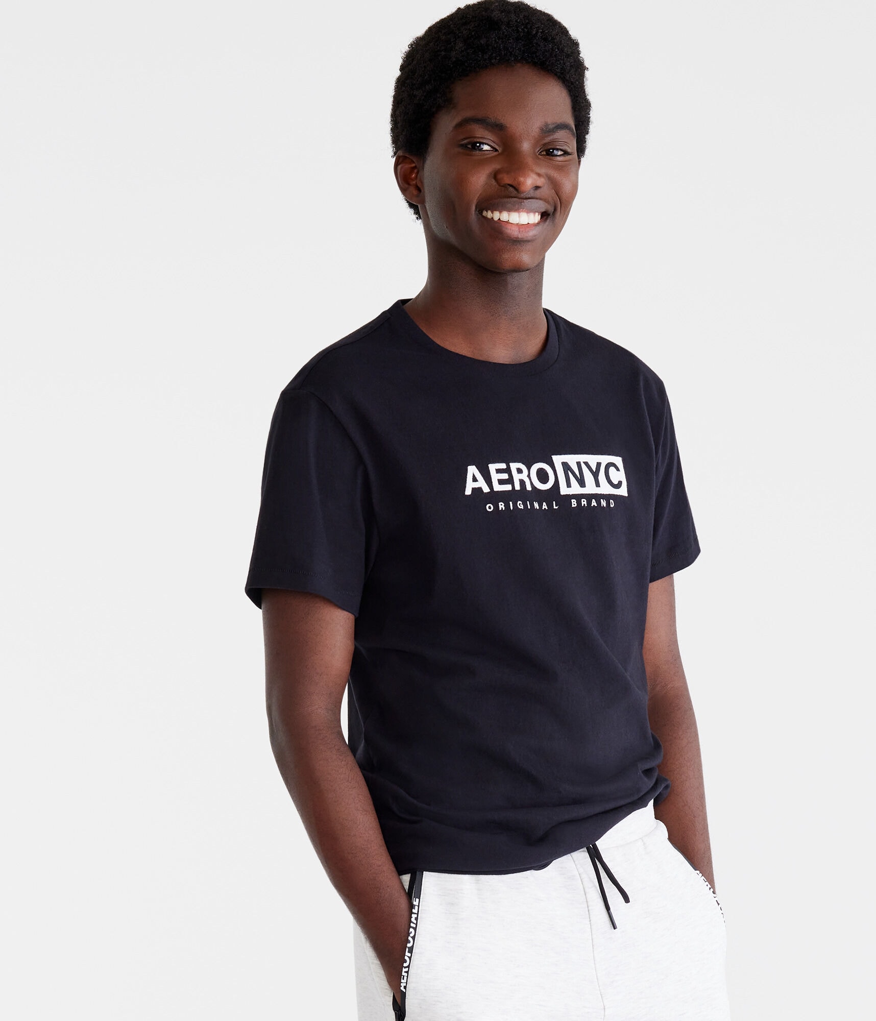 Aero NYC Box Logo Appliqué Graphic Tee