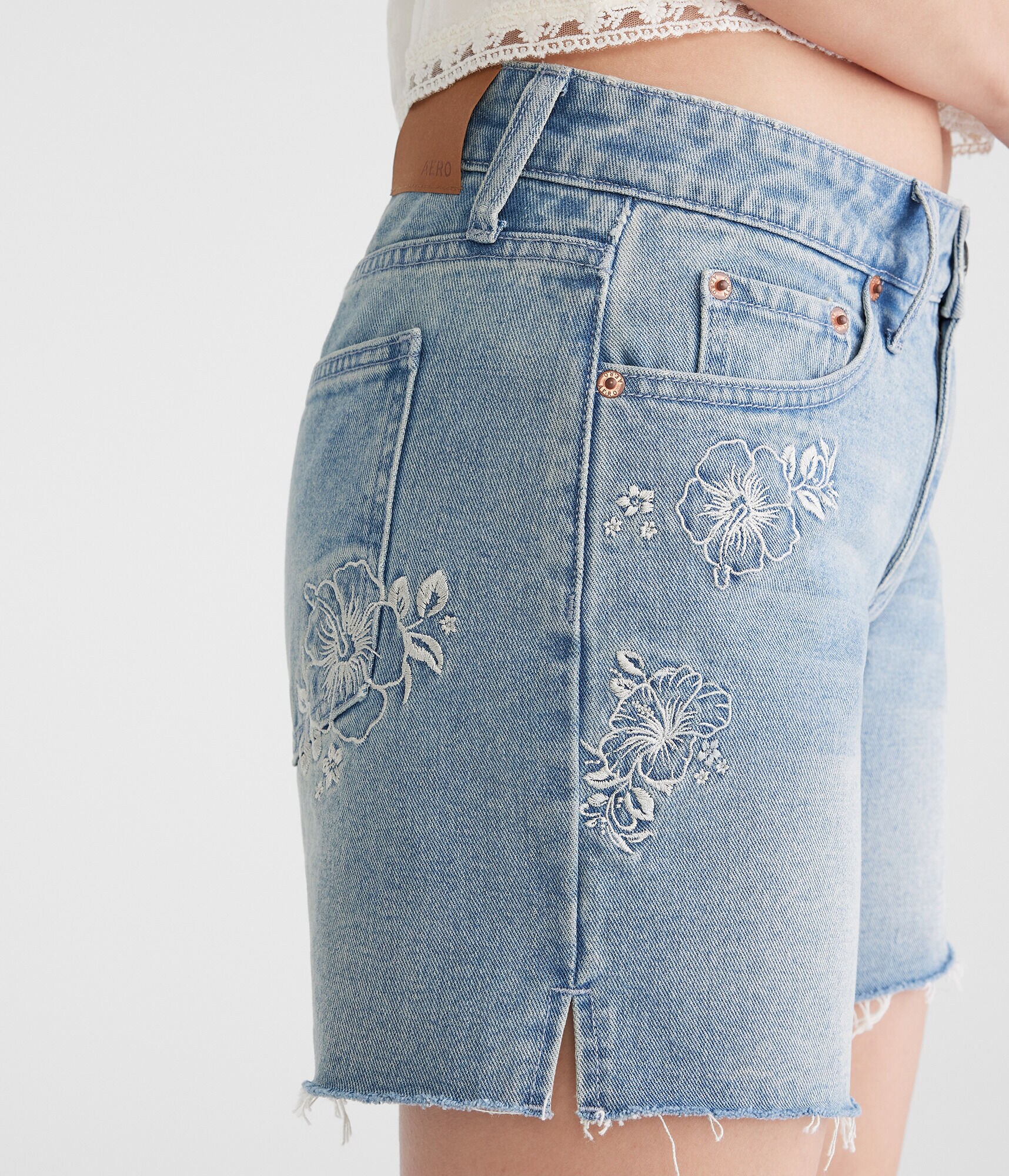 Low-Rise Baggy Denim Shorts 6"