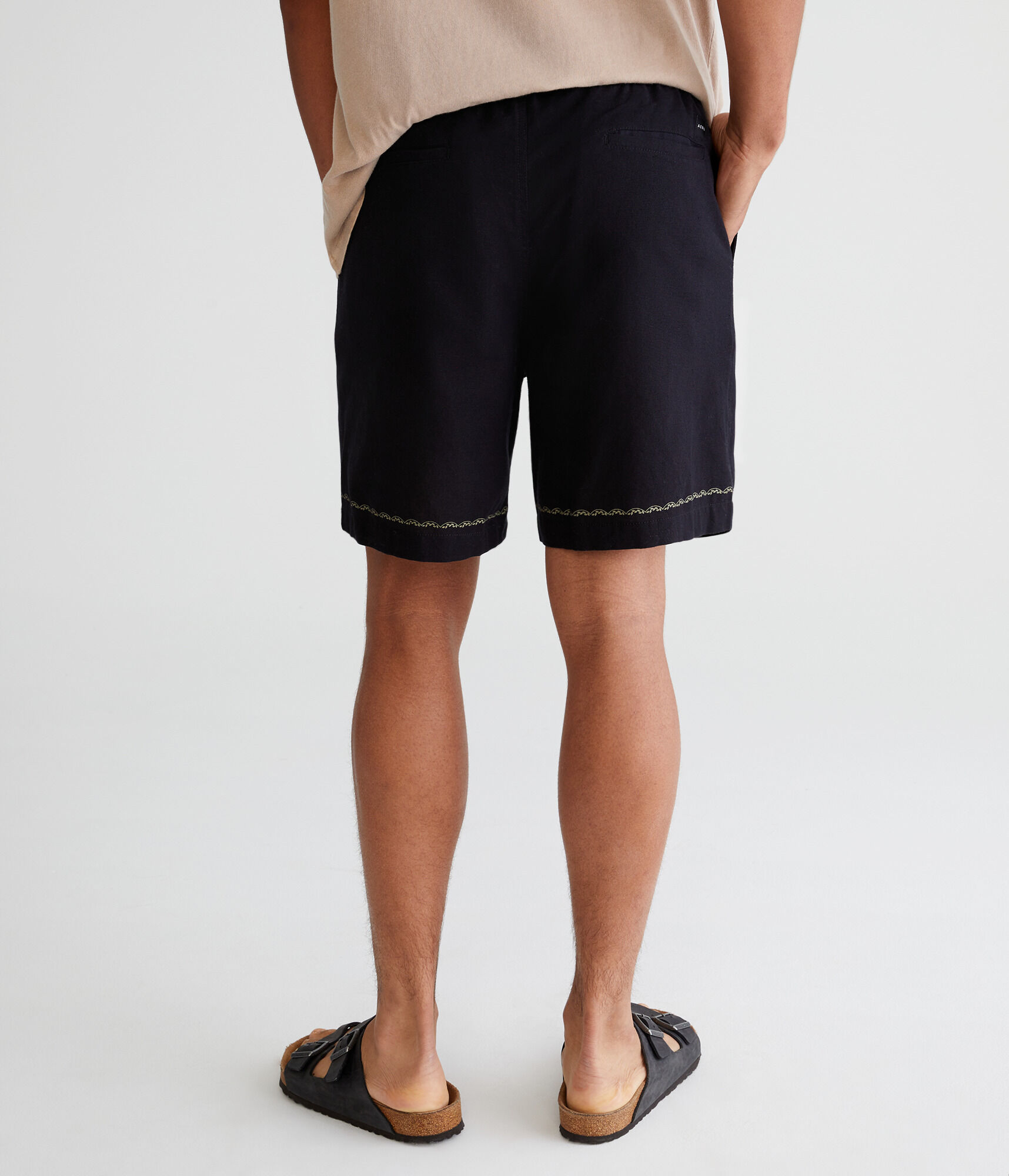 Embroidered Floral Linen Shorts 7"