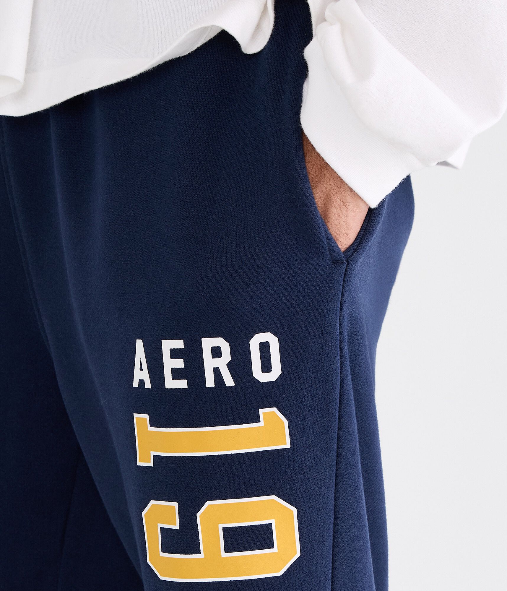 Aero 1987 Straight Leg Sweatpants