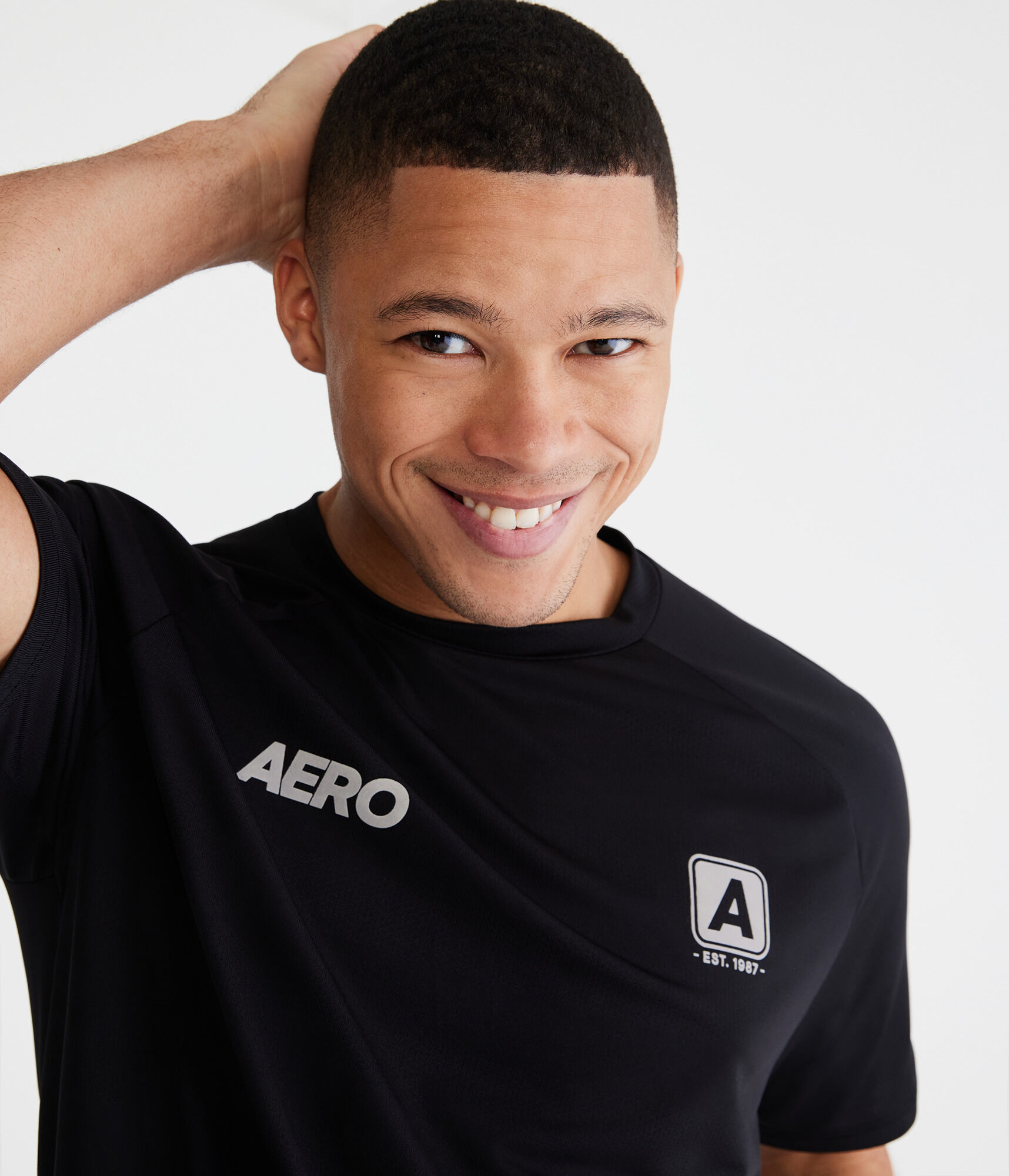 Aero Icon Raglan Tech Tee