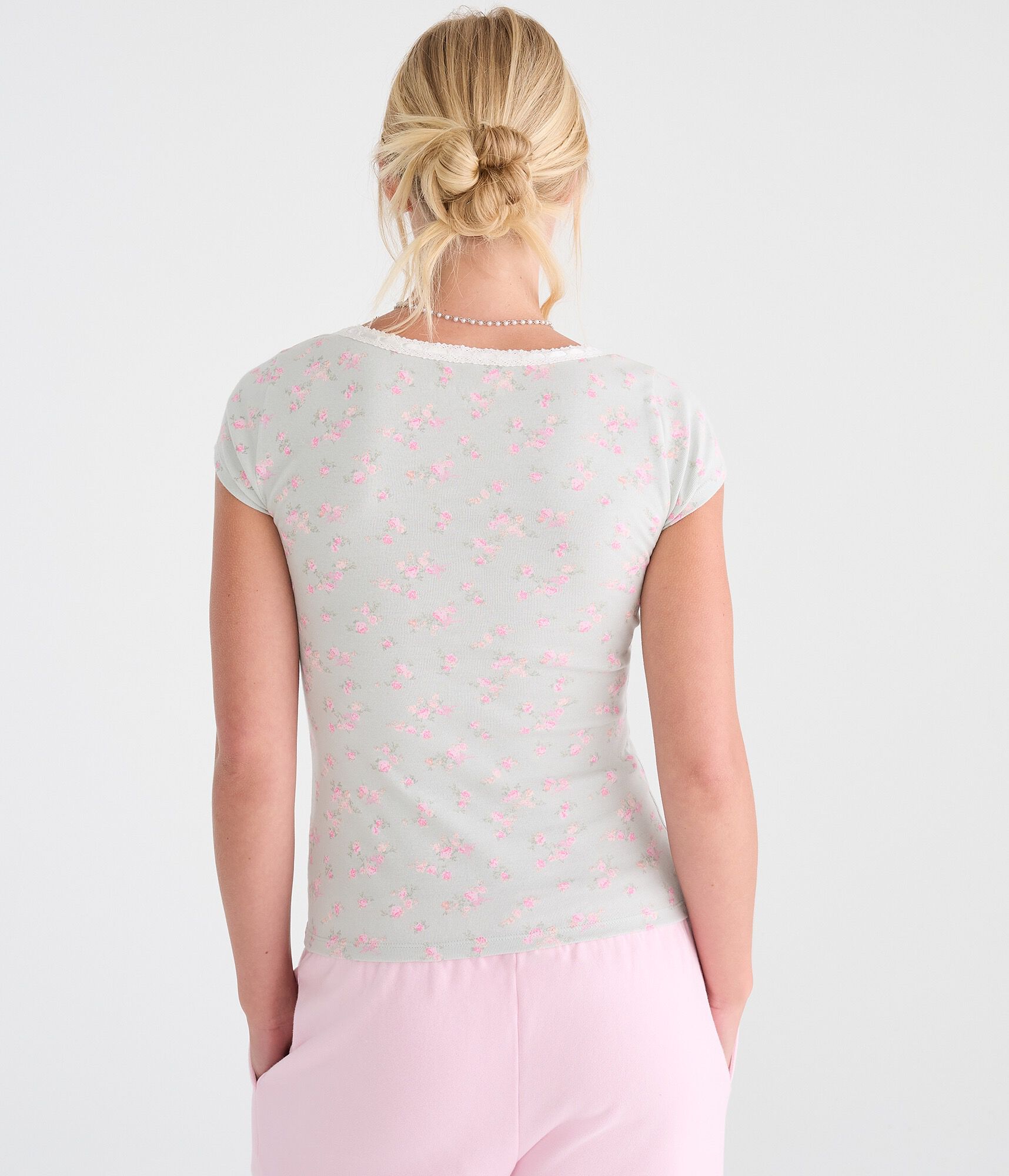 Seriously Soft Floral Ribbon Lace Scoop Tee