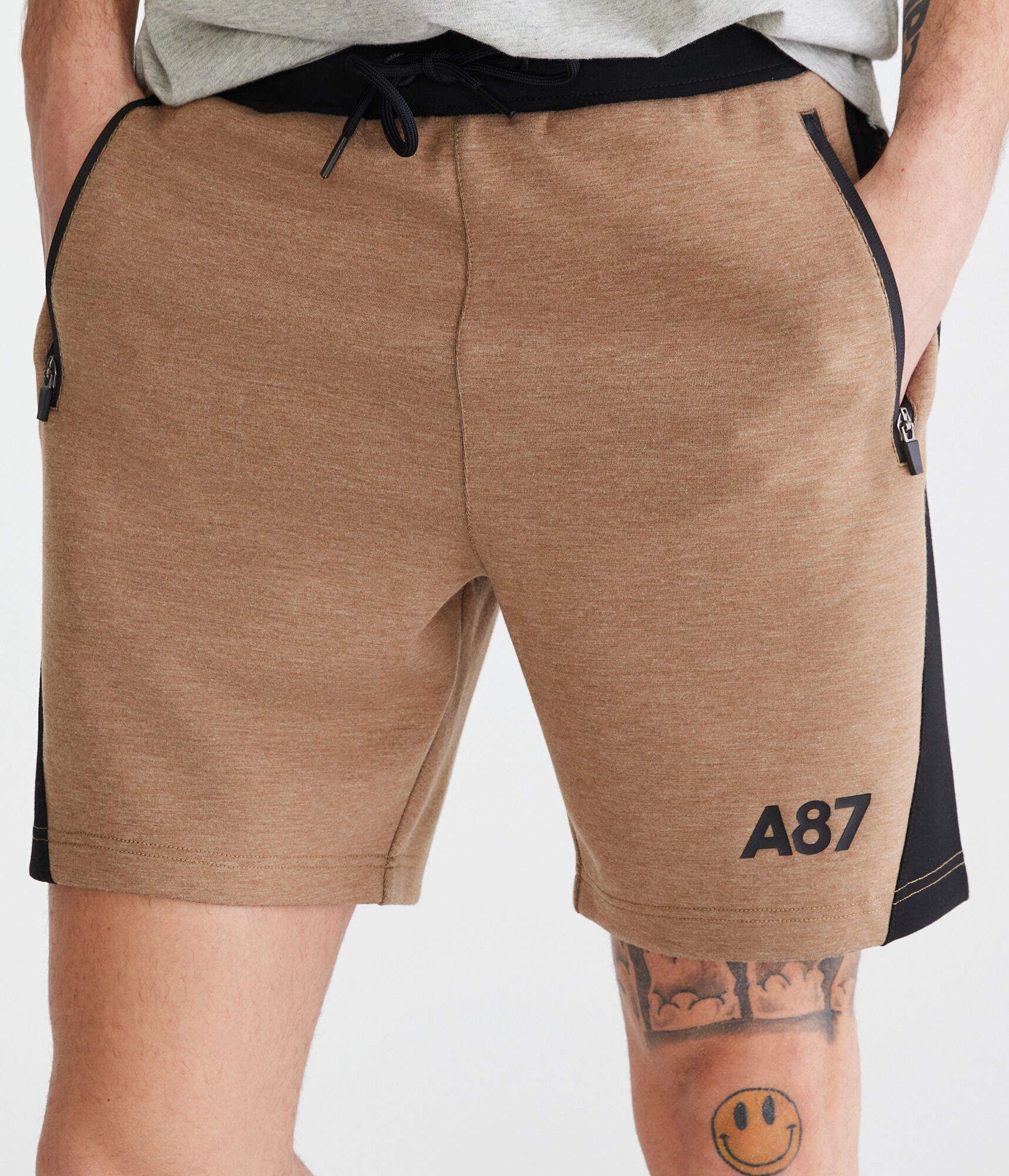 Aero MVMNT Tech Fleece Colorblock Shorts 7"