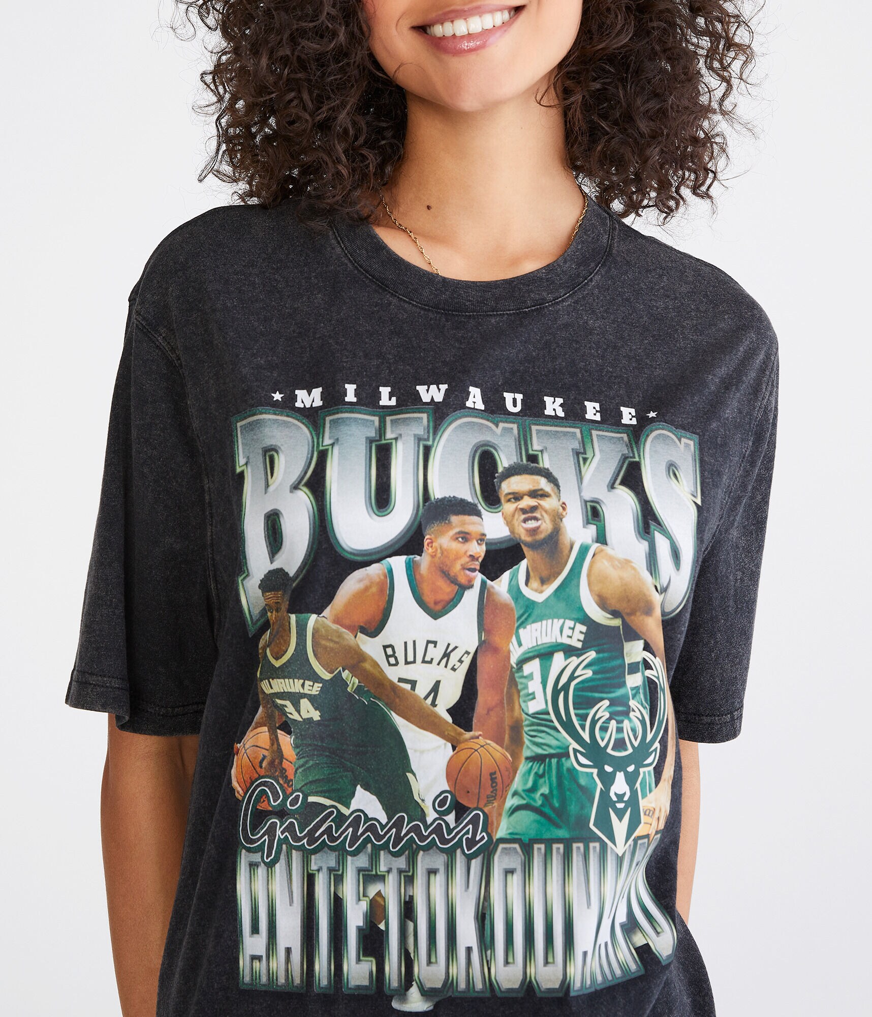 Milwaukee Bucks Giannis Relaxed Graphic Tee