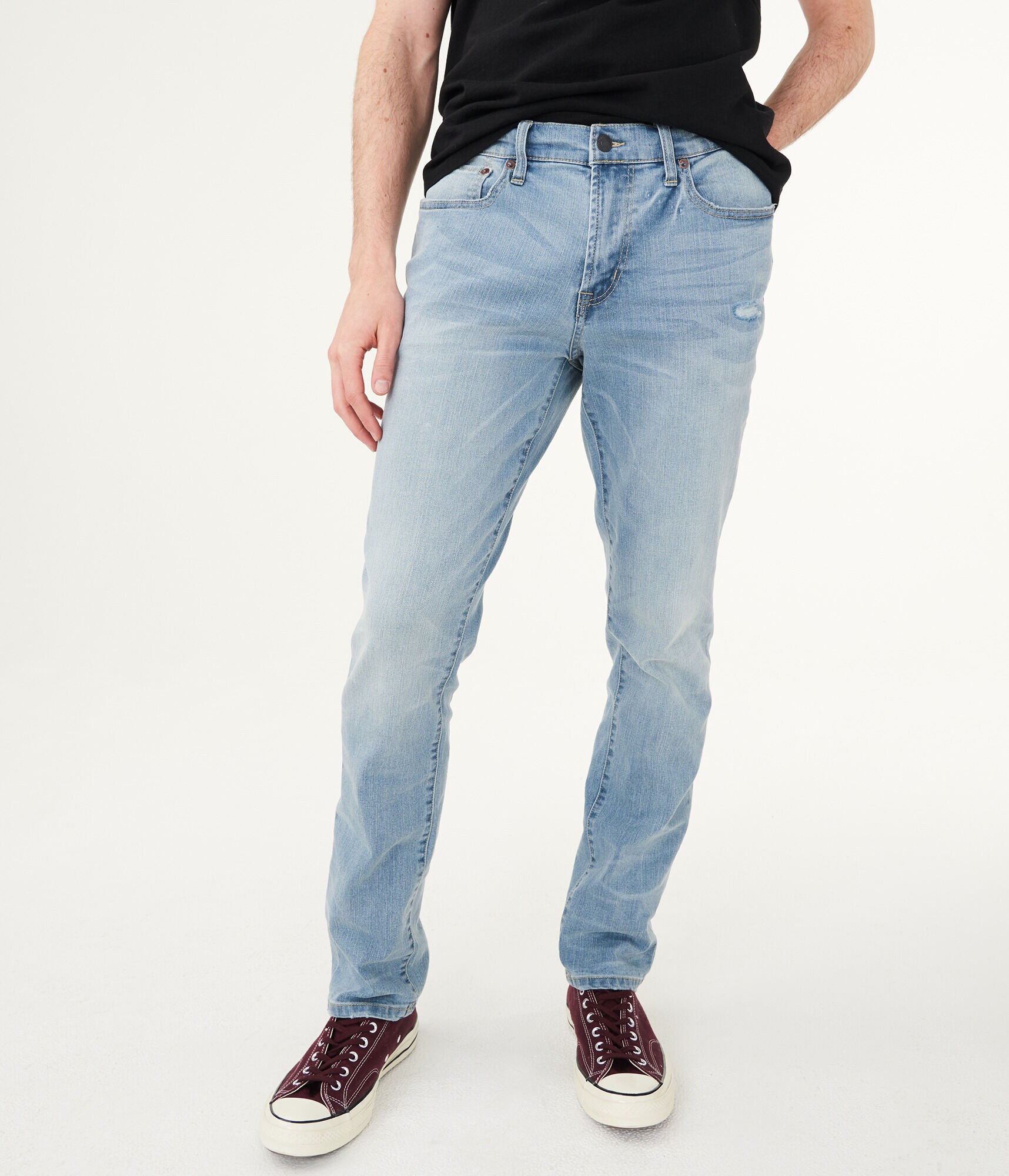 aeropostale light wash jeans