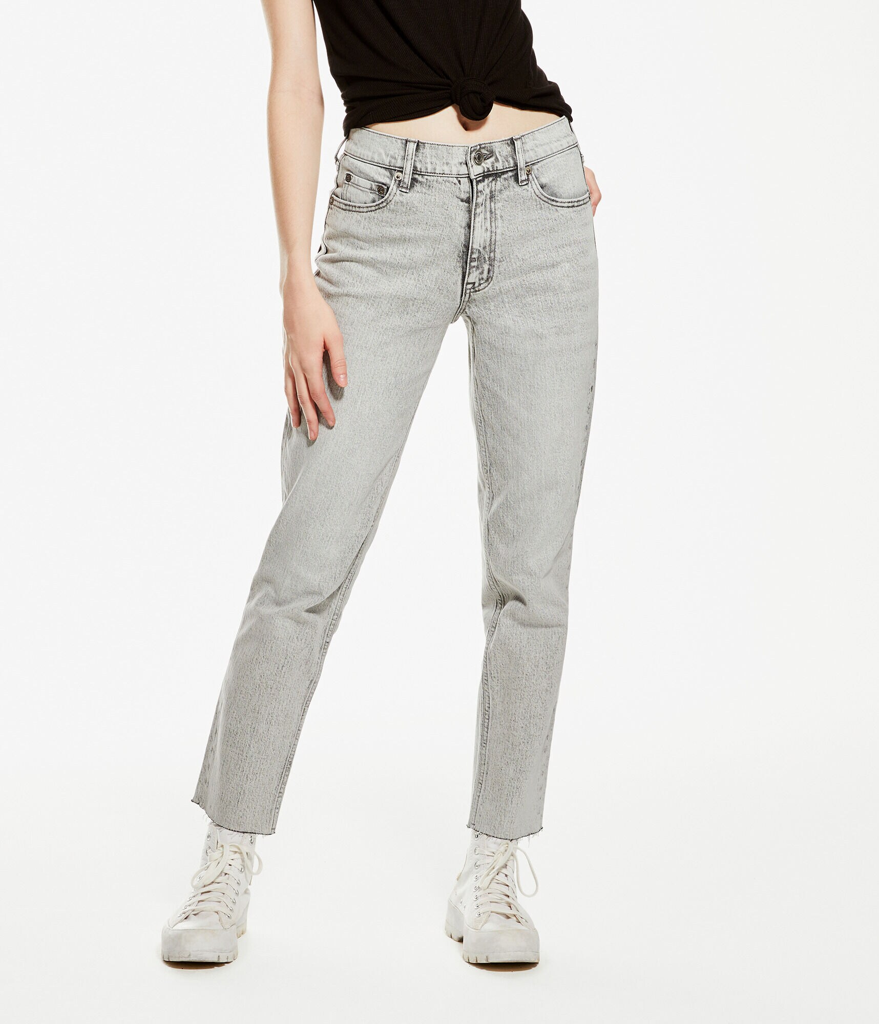 High-Rise Stretch Mom Jean