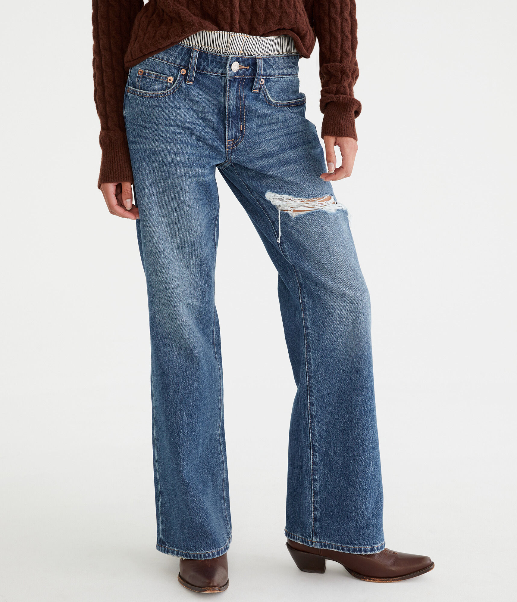 Low-Rise Baggy Flare Jean
