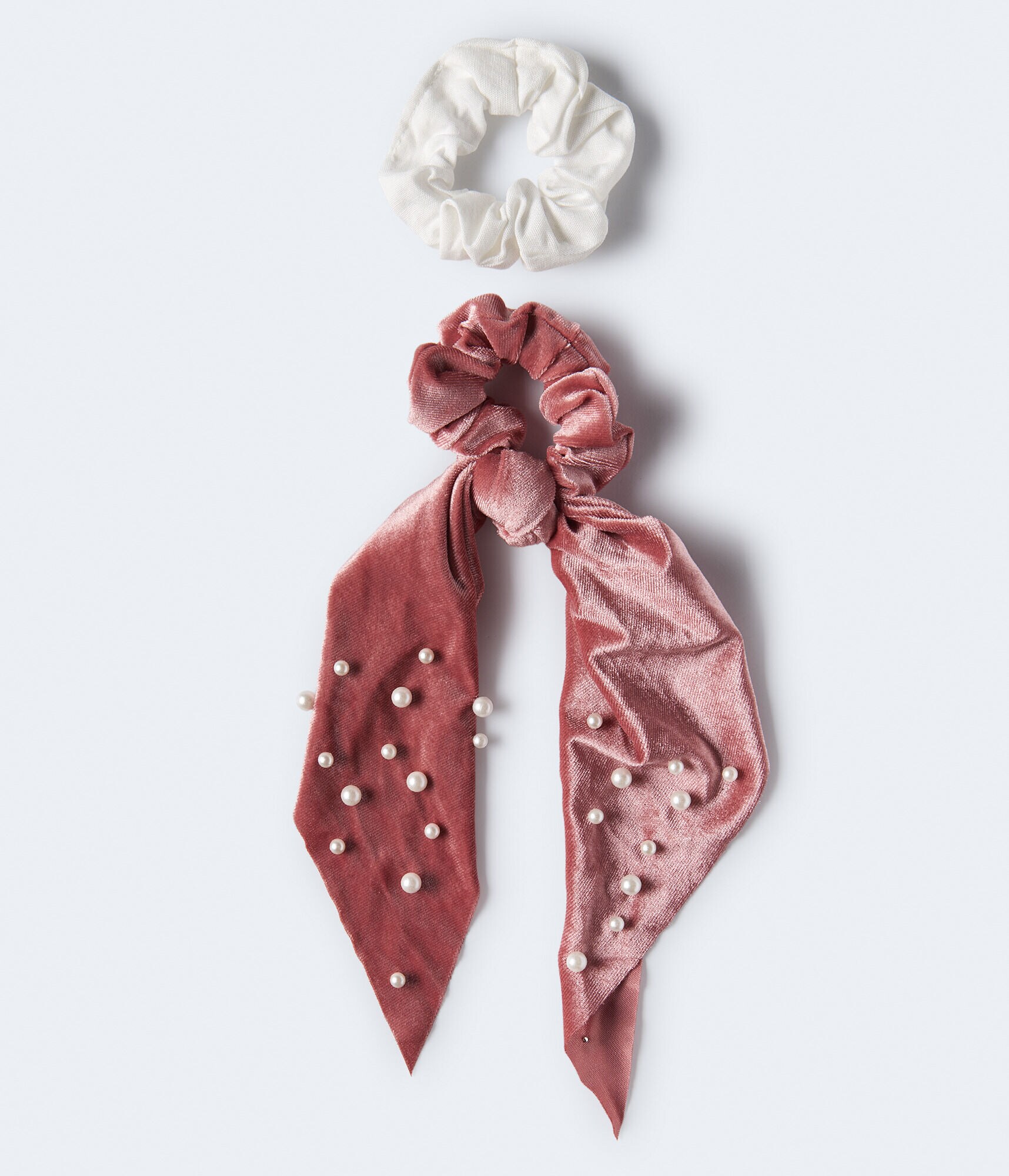 Velvet Pearl Bow Scrunchie 2-Pack