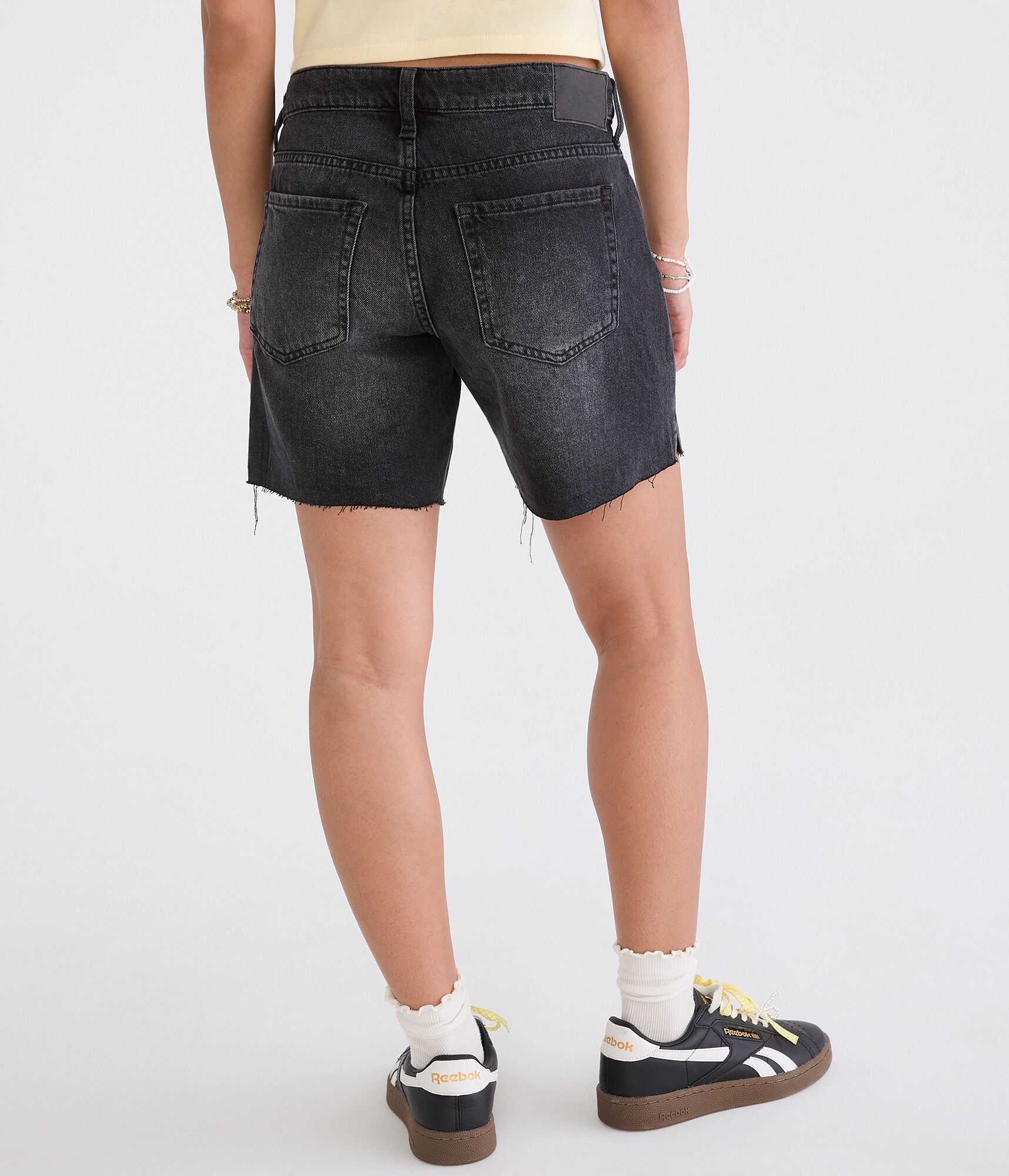 Low-Rise Baggy Denim Shorts 6"