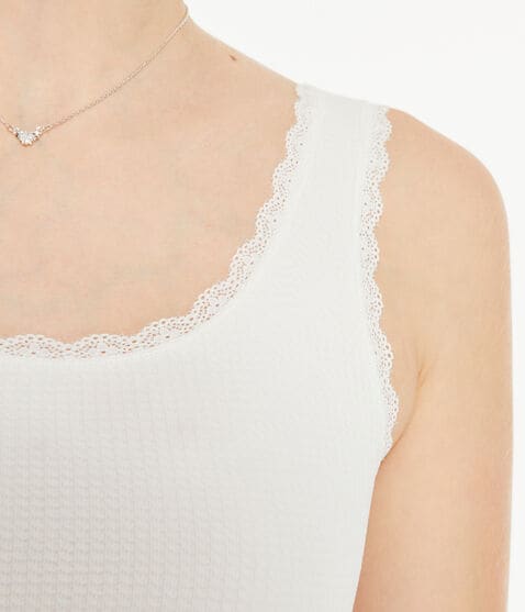 Wear 3 Ways Seamless Lace-Trim Cropped Tank Wear 3 Ways Seamless Lace-Trim Cropped Tank