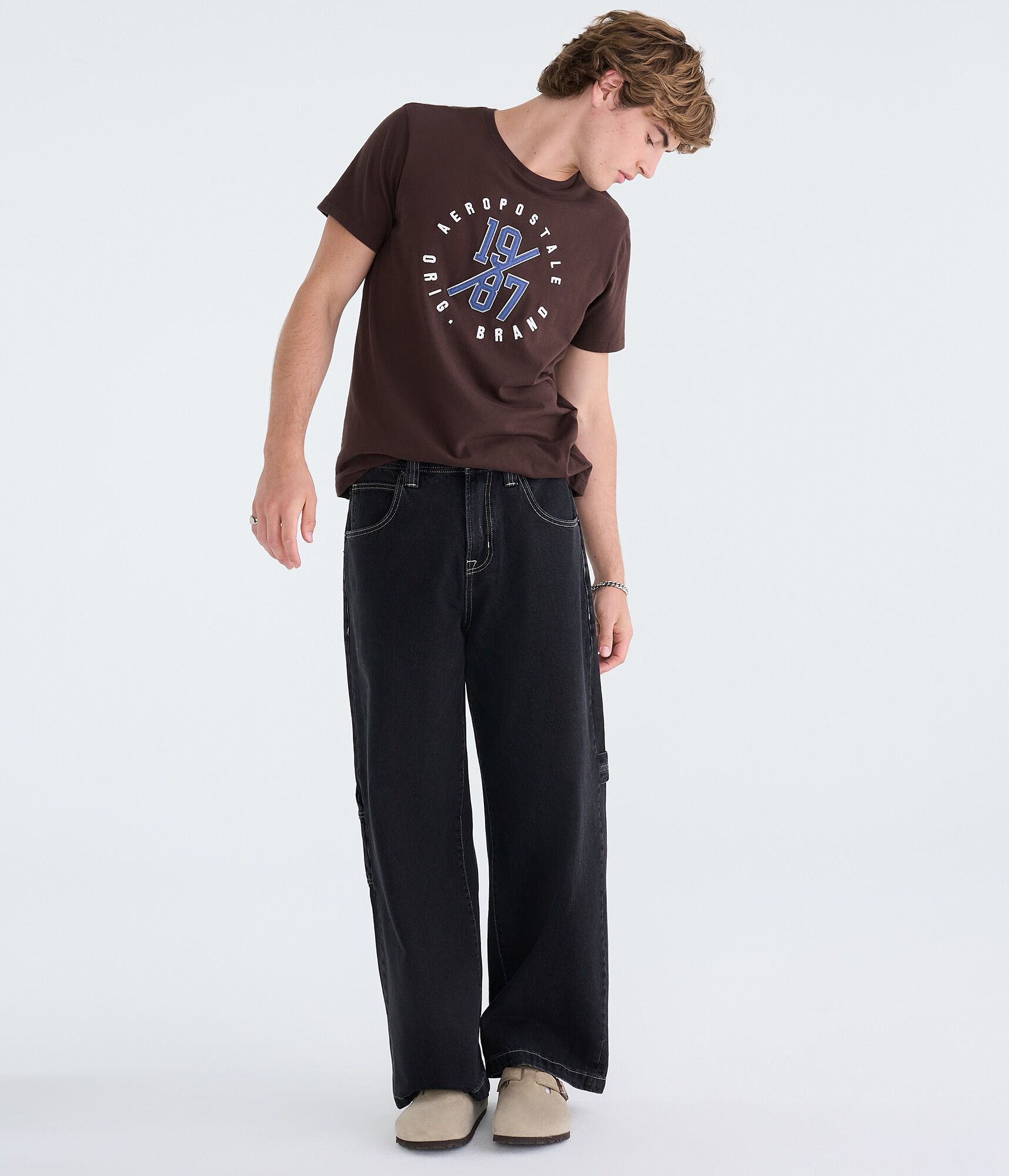 Aeropostale 1987 Circle Appliqu&eacute; Graphic Tee