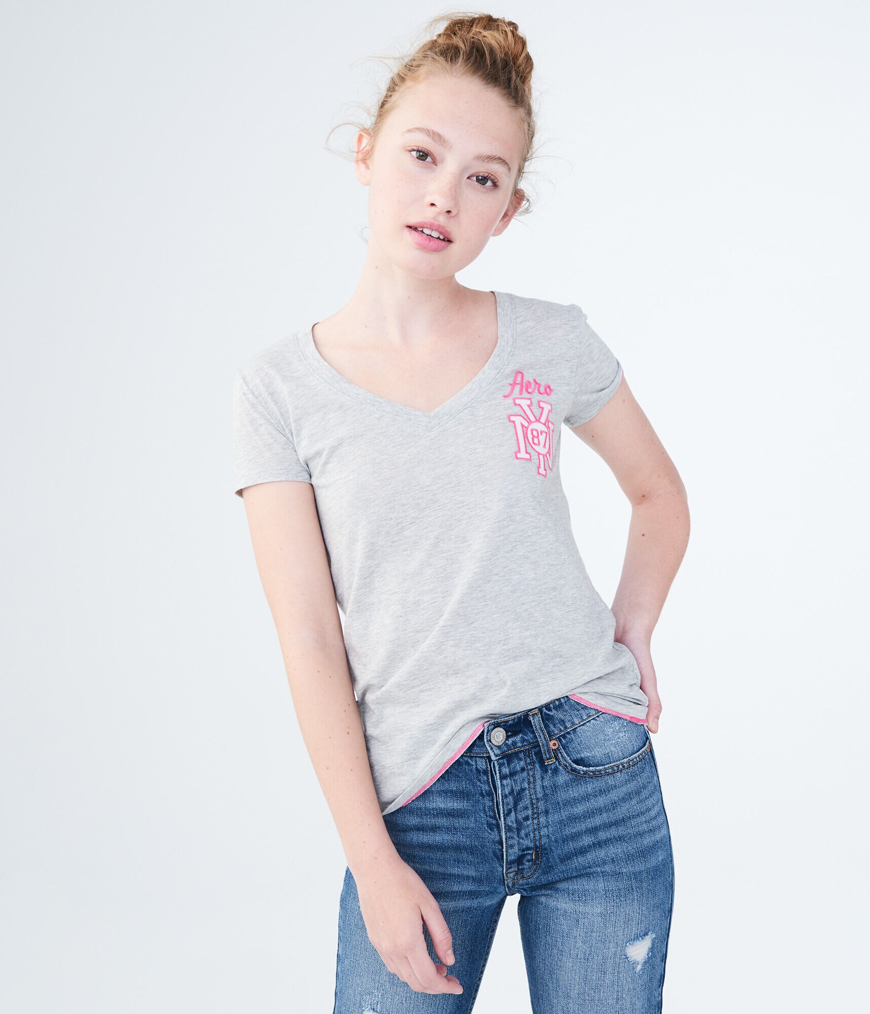 Aero NY 87 V-Neck Graphic Tee