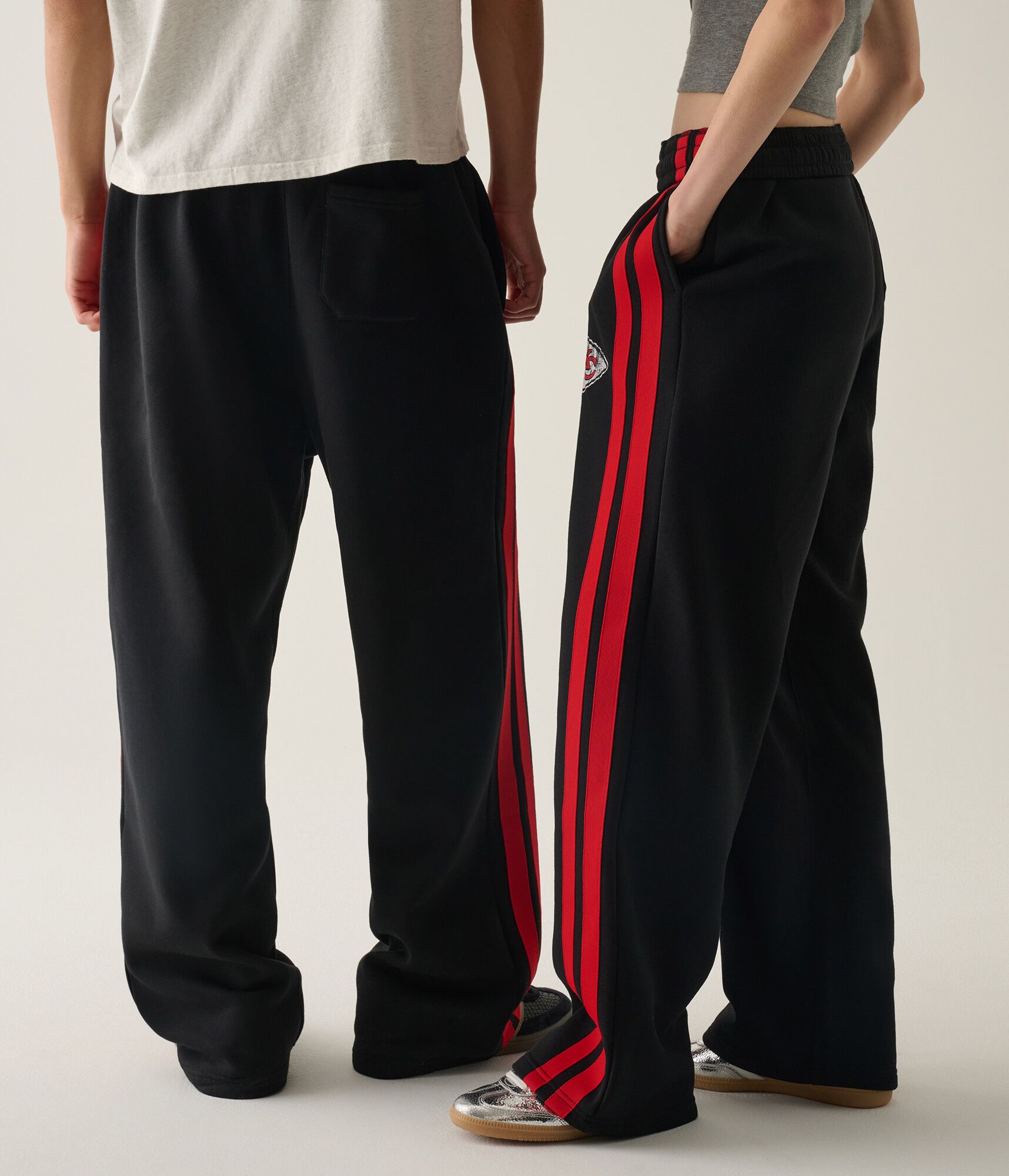 Kansas City Chiefs Baggy Fleece Track Pants