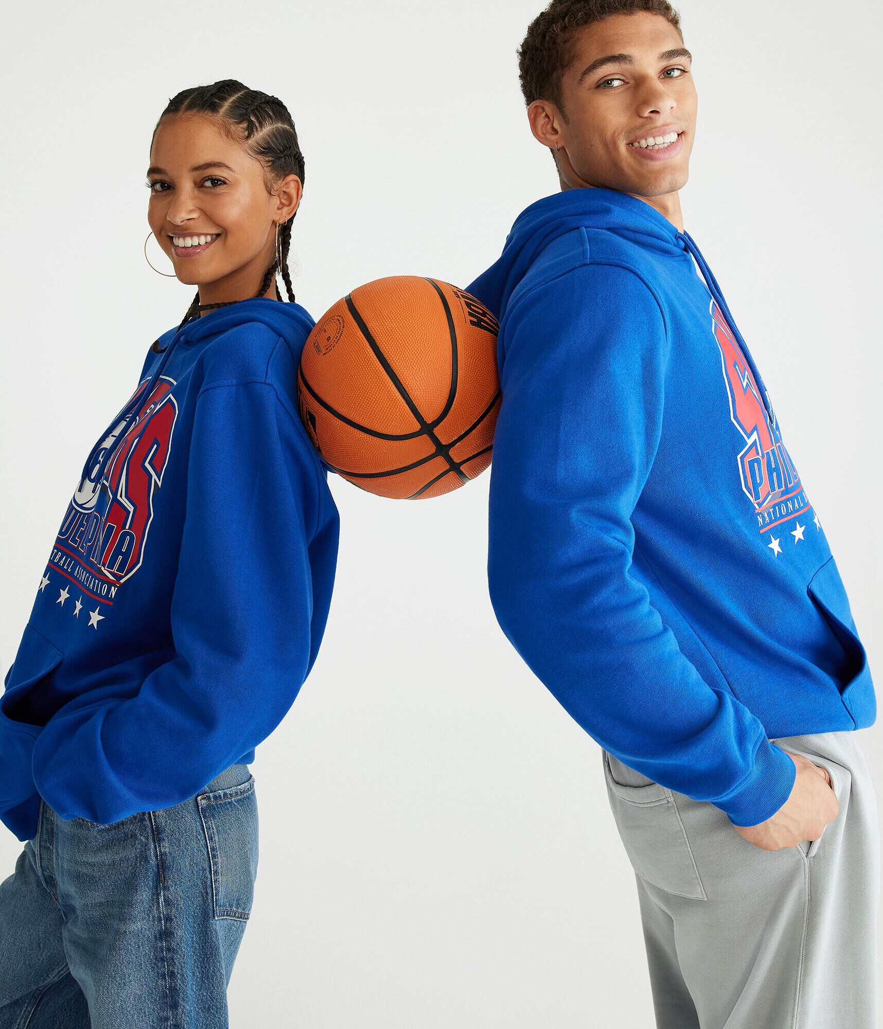 Philadelphia 76ers Pullover Hoodie