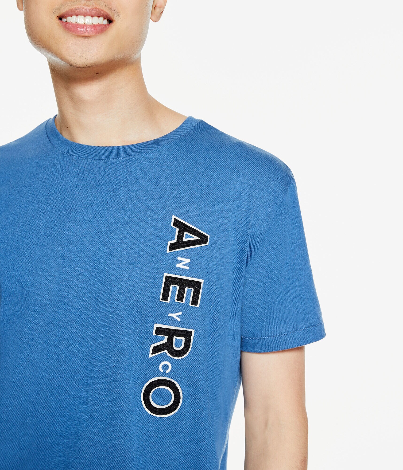 Vertical Aero NYC Appliqu&eacute; Graphic Tee