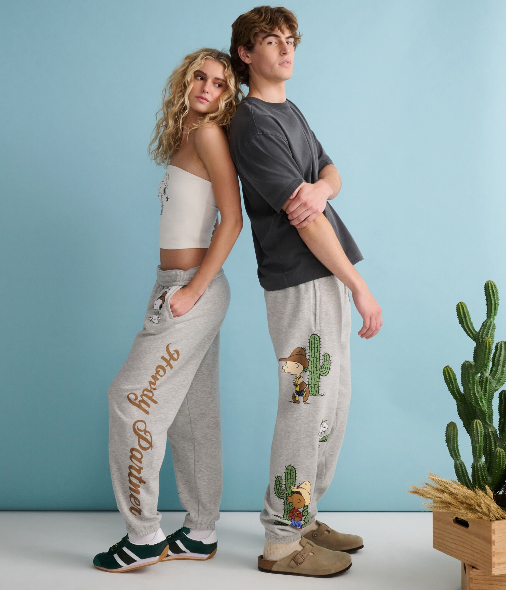 Peanuts® | Aéropostale Western Snoopy Howdy Partner Jogger Sweatpants
