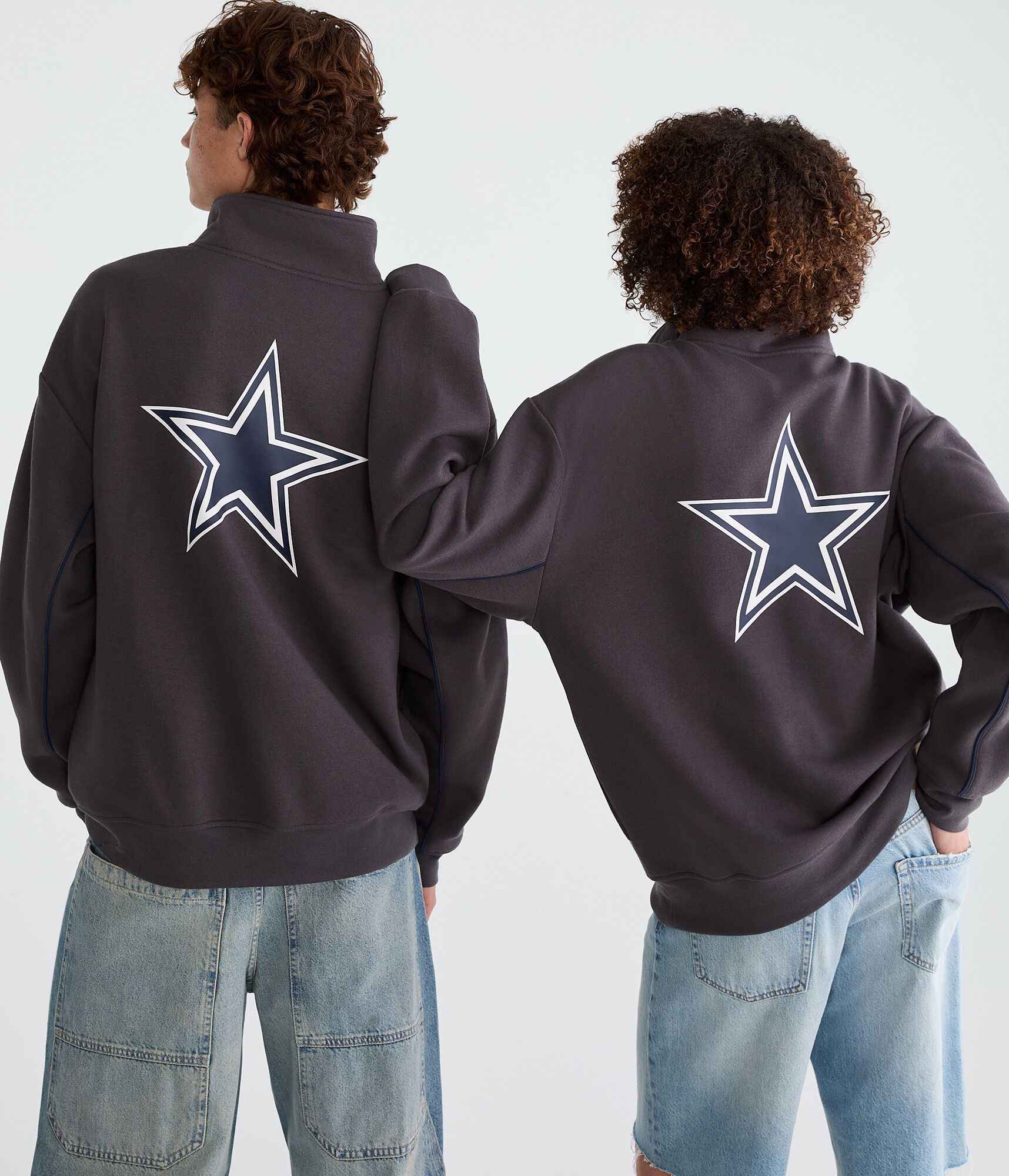 Dallas Cowboys Quarter-Zip Sweatshirt