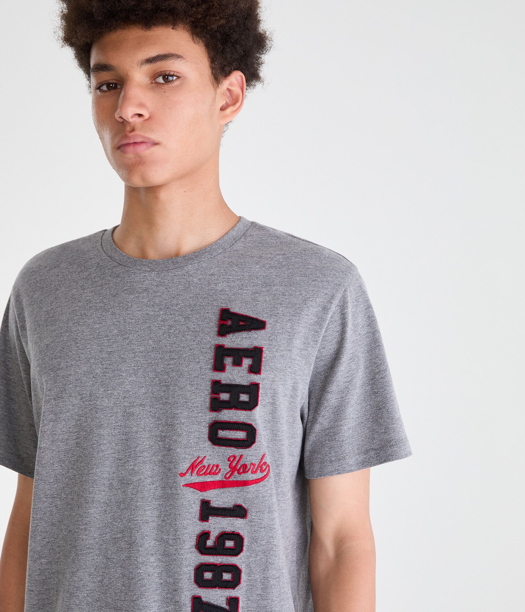 Aero New York 1987 Appliqu&eacute; Graphic Tee