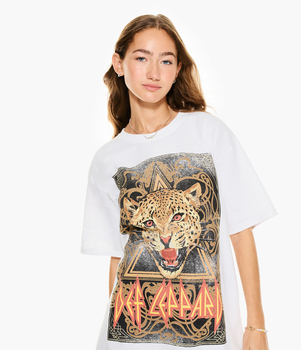 Def Leppard Leopard Boyfriend Graphic Tee